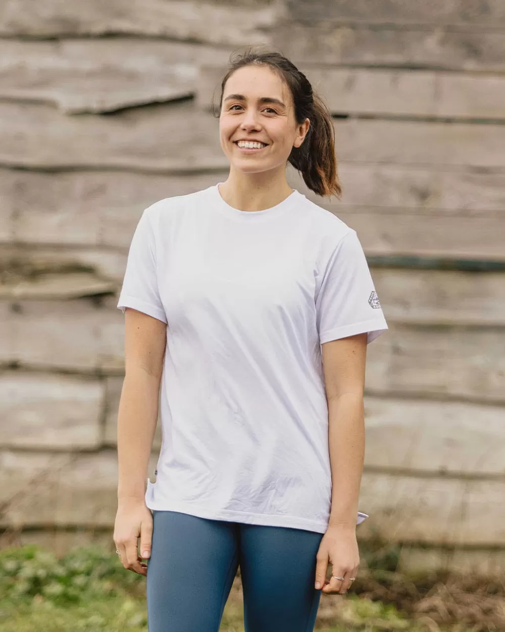 Maglietta Sportiva Donna Aurora Rigenerata per Escursioniste Consapevoli