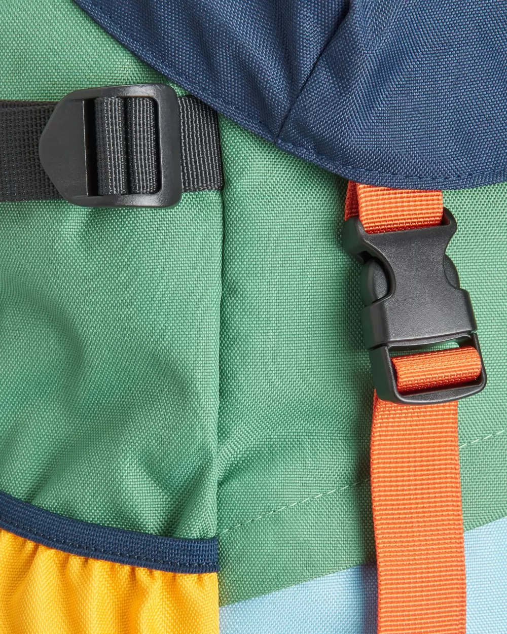 Zaino Eco Boondocker 26 Litri per Donna - Borsa da Viaggio Rigenerata