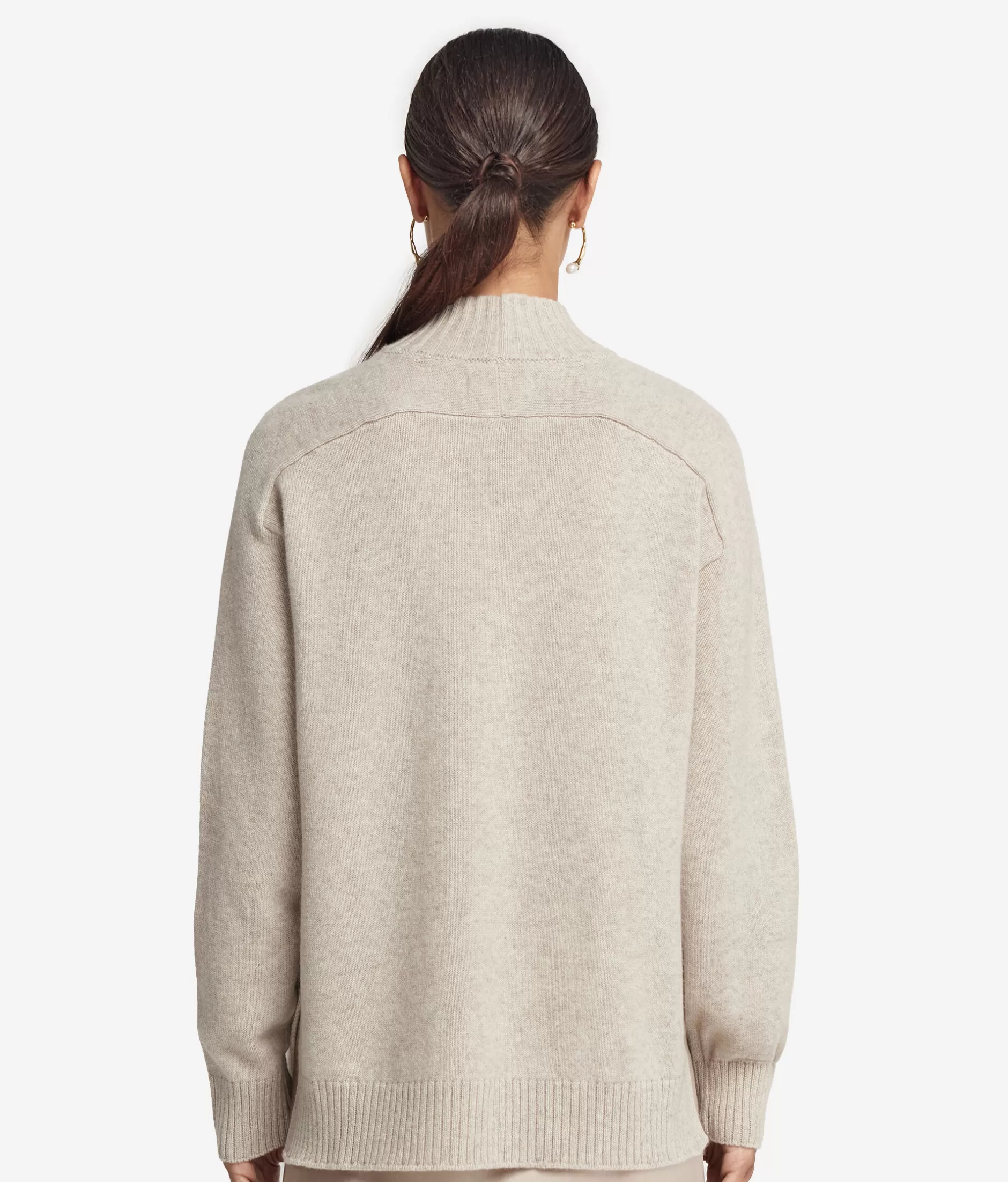Maglione in Cashmere Falconeri con Dolcevita e Spalle Cucite - Collezione Autunno Naturale 8176 Tonalità Pietra