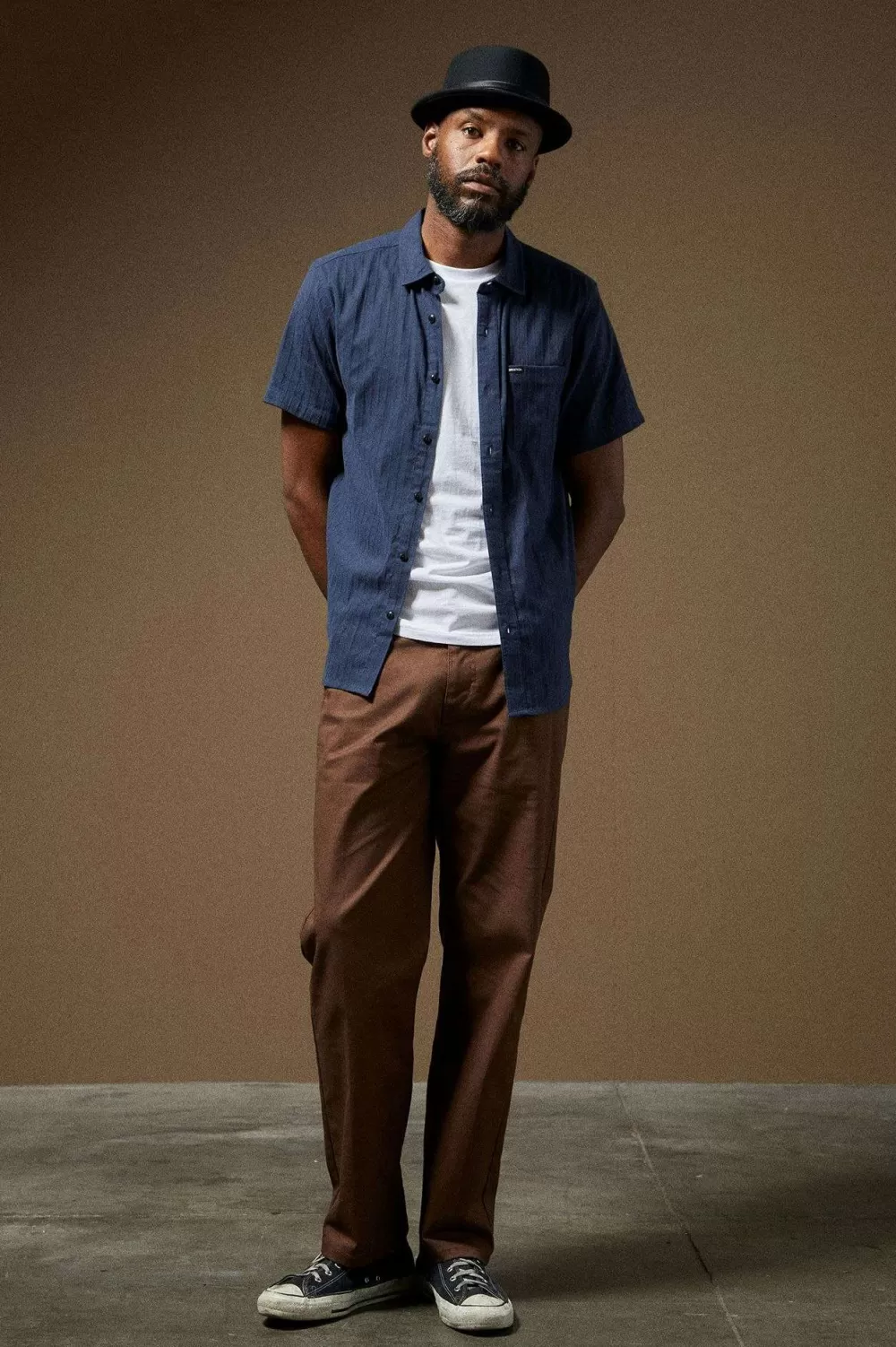 Brixton Camicia Elegante con Righe Timeless - Maniche Corte in Tessuto Premium per Primavera/Estate

（：，，