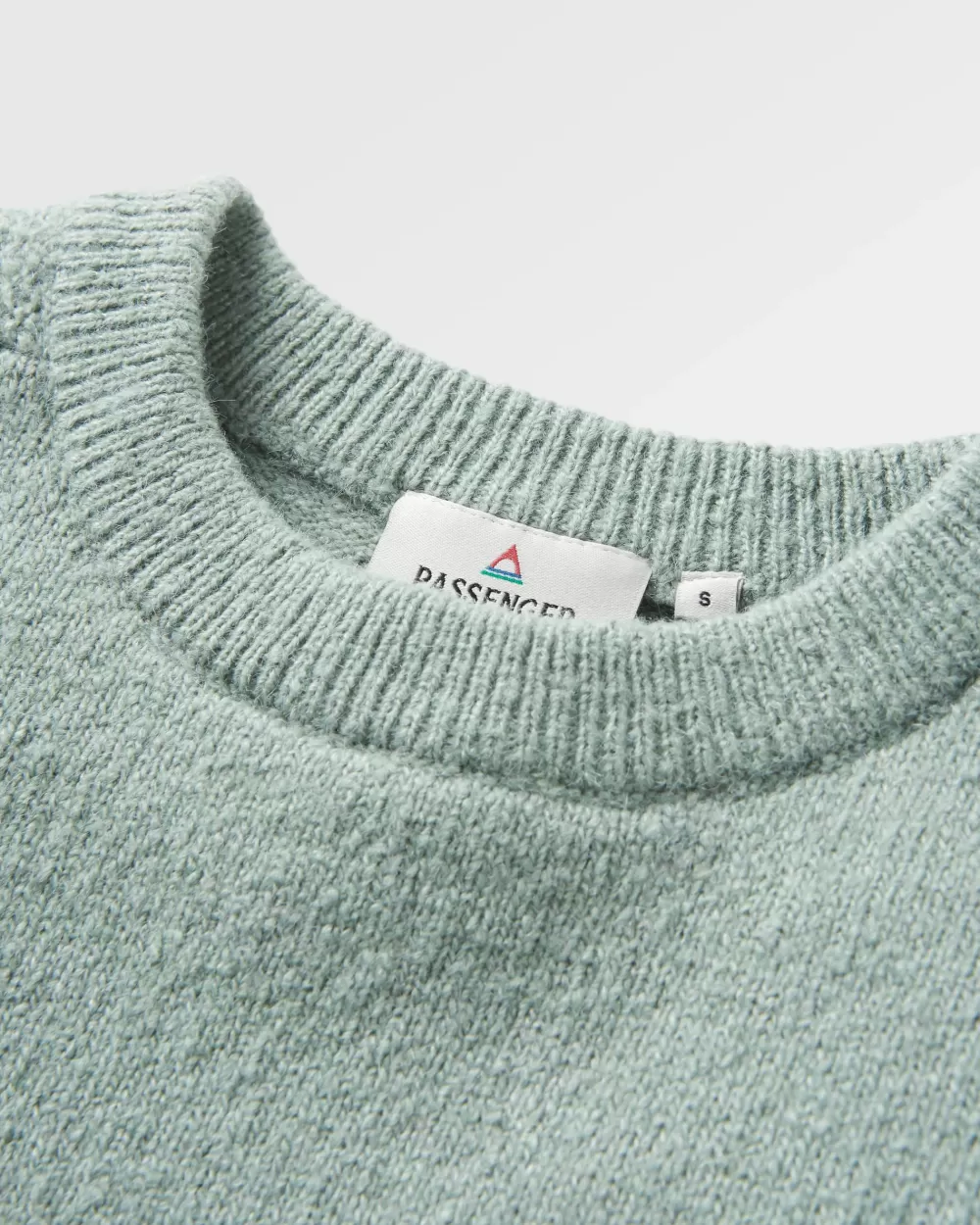 Maglione Donna Eco-Sostenibile in Filo Rigenerato - Lavorazione Artigianale a Maglia per Stile Casual e Confortevole