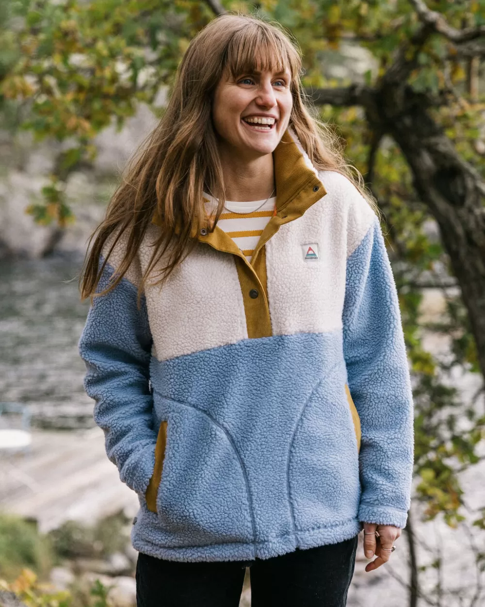 Giacca in Pile Spesso Sherpa Riciclato con Design Esclusivo per Donna - Avvolgente e Sostenibile