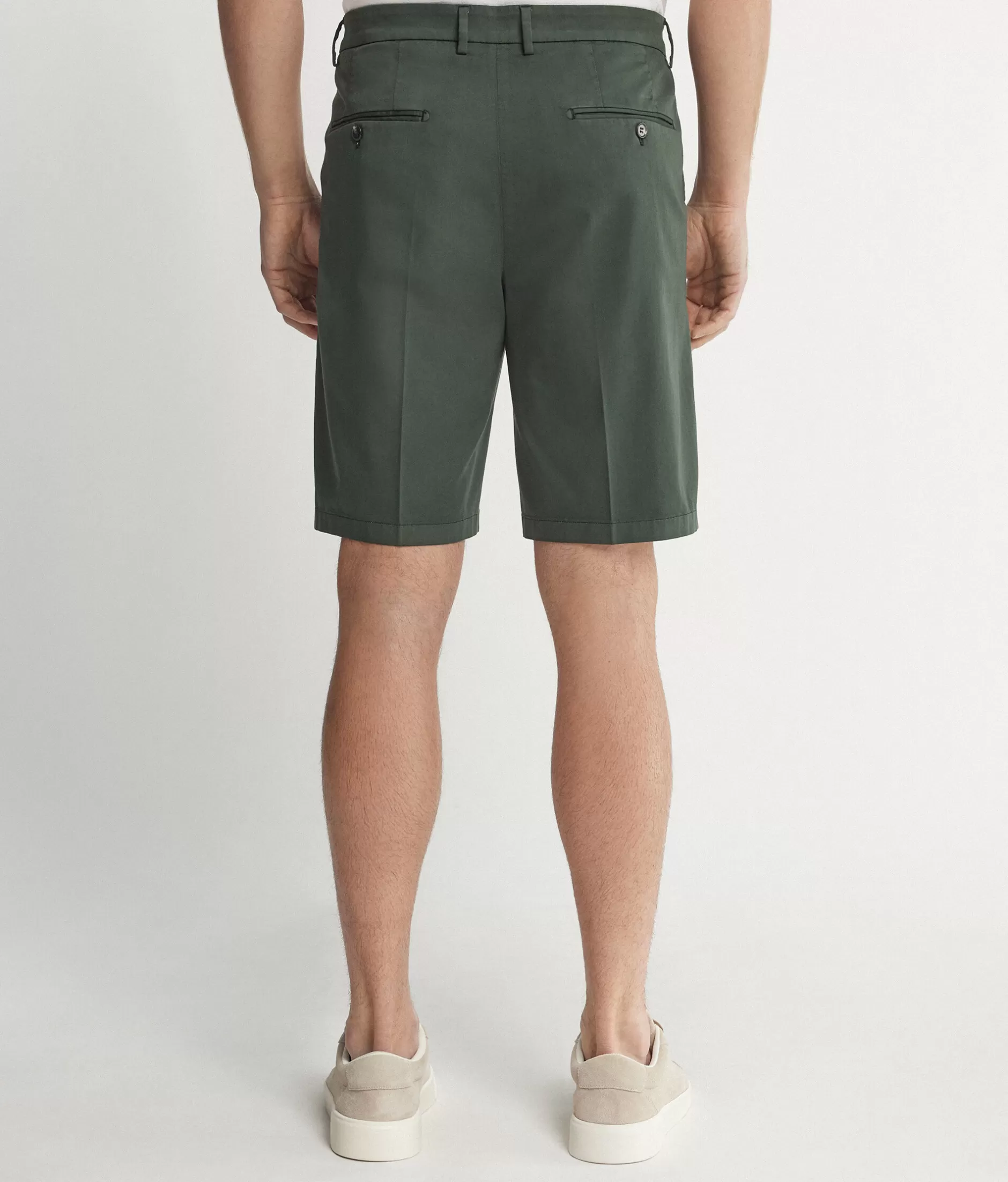 Falconeri: Pantaloncini Chino in Cotone Ritagliato Verde Bosco - Tintura Vegetale con Origano, Confezione Morbida