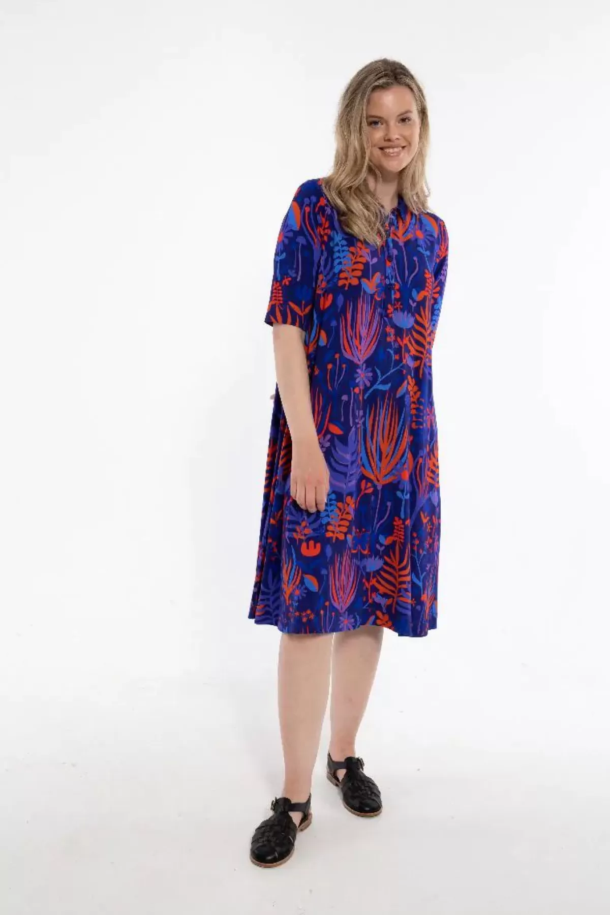Abito Casual in Viscosa Dananemone Blu Marino Scuro - Collezione Walkabout by Dame Danefæ