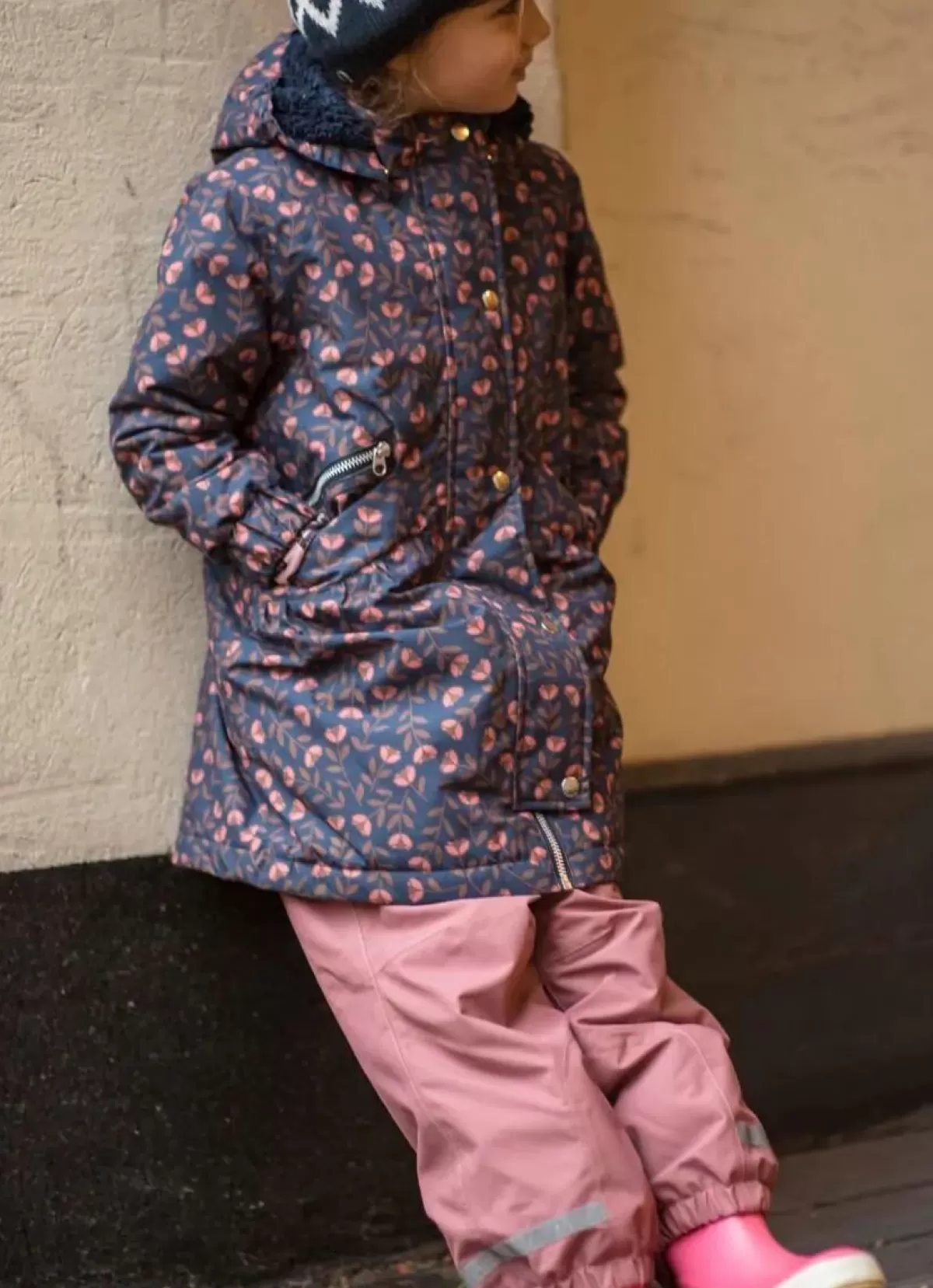 Børn Danefæ - Giacca Invernale Impermeabile Danapple con Cappuccio, Blu Navy e Motivo Fleurie