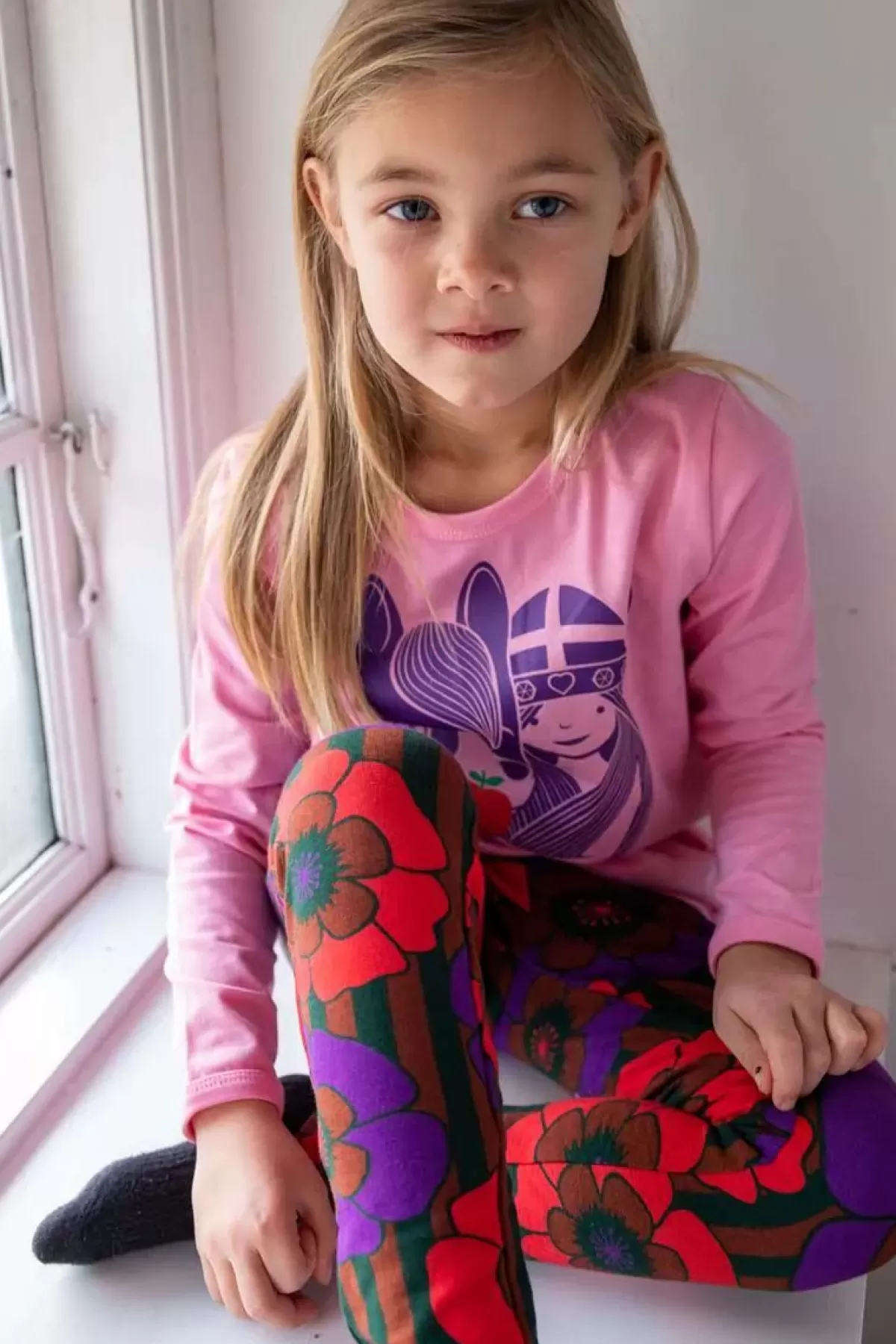 Maglia Termica Bambini Danebasic - Rosa Tenue con Ricamo Idunn, Design Confortevole