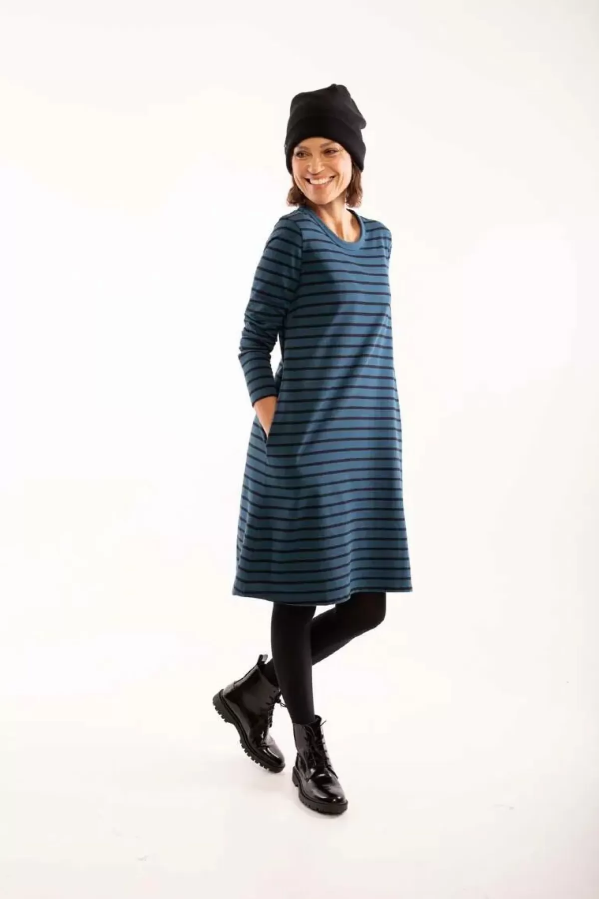 Berretto Casual Dame Danefæ Danecarmen - Nero Scintillante con Riflessi Invernali