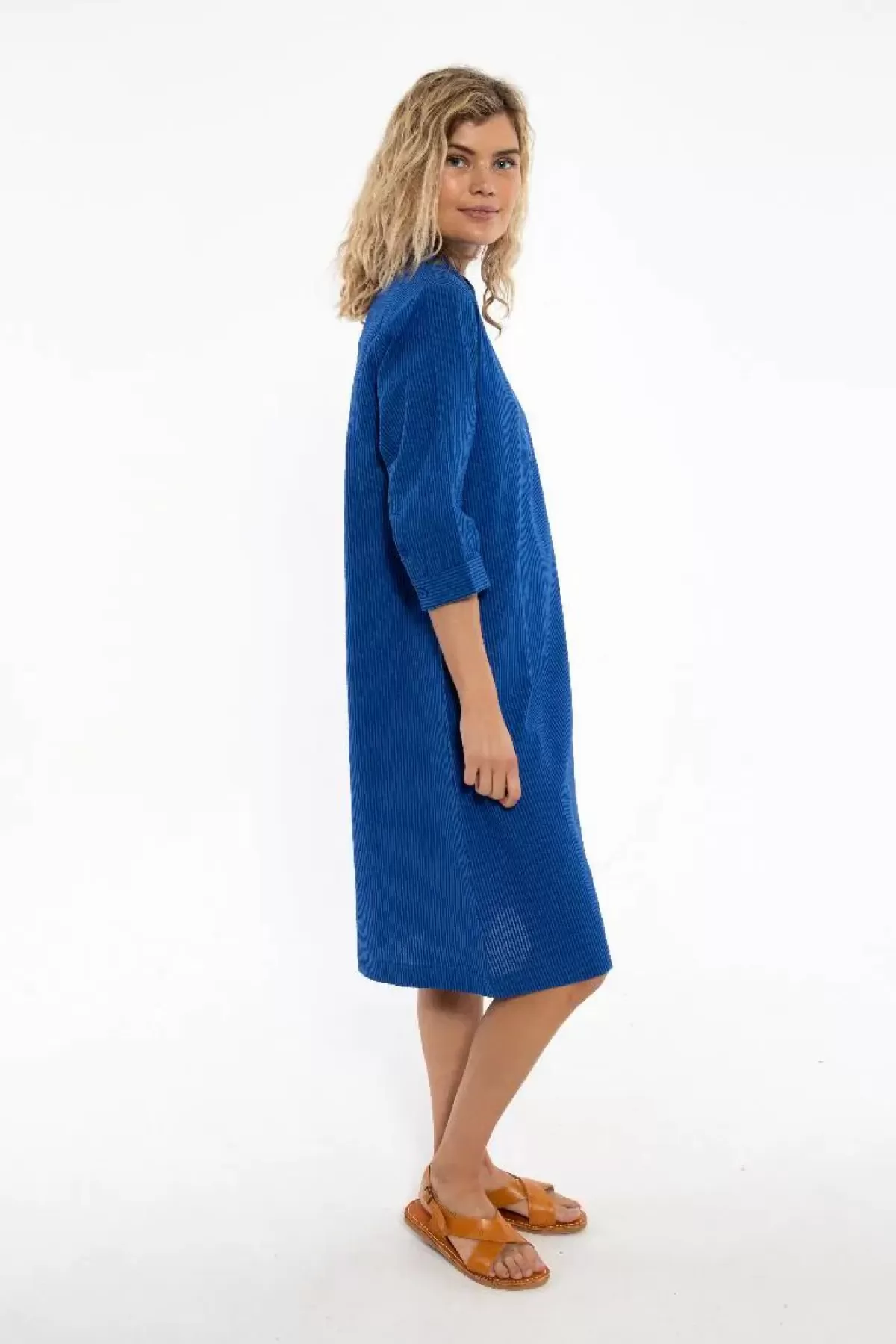 Abito estivo in seersucker Danecarnation - Tonalità blu marino intenso e Klein Blue by Dame Danefæ