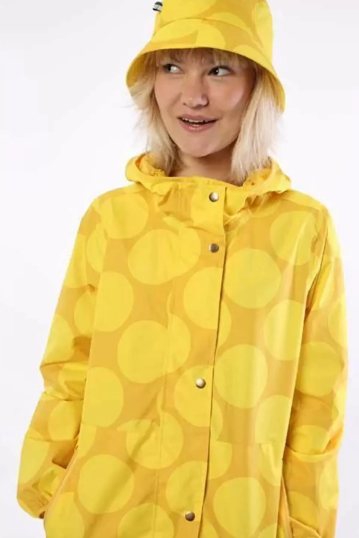 Dame Danefæ - Danedith Giacca Impermeabile Donna con Stampa Mega Pois, Giallo Senape | Cappotto Pioggia Moda Femminile