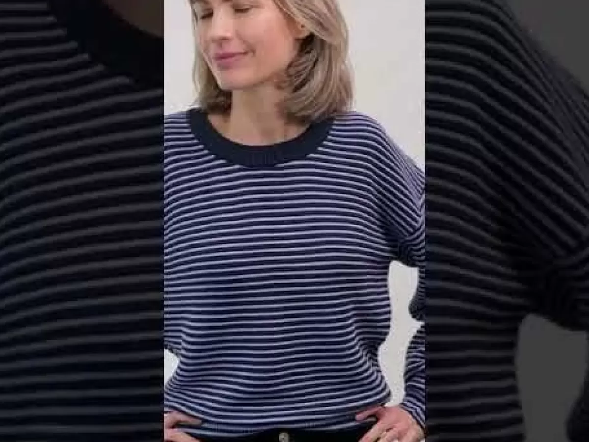 Maglione Donna Elegante in Uncinetto 3D Danegold - Lavorato a Maglia con Trama Avvolgente - Blu Notte e Viola Ghiaccio per Uno Stile Stagionale Unico