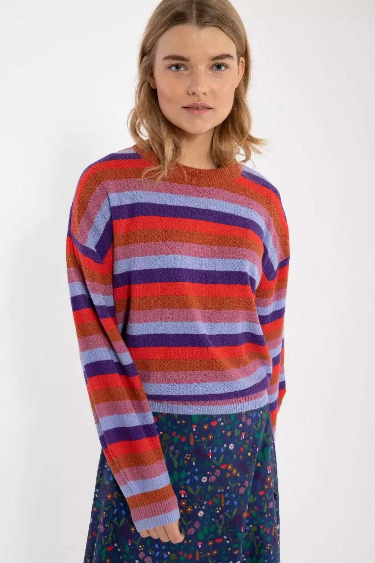 Dame Danefæ Maglione Elegante in Lavorazione a Maglia - Fantasia Multicolore con Tinta Unica, Confezione Danegold Perla