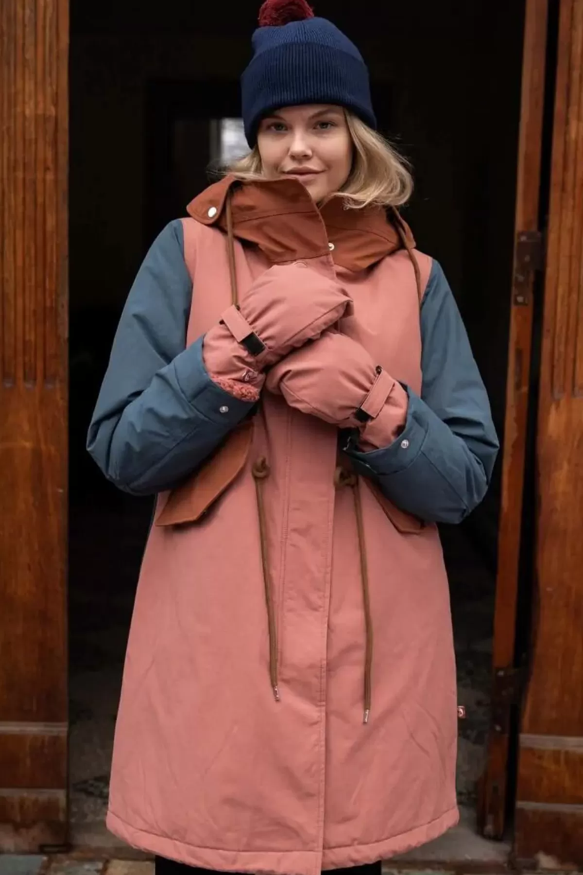 Daneffae Guanti invernali Donna - Morbida Lana Rosa Sabbia con Design Elegante