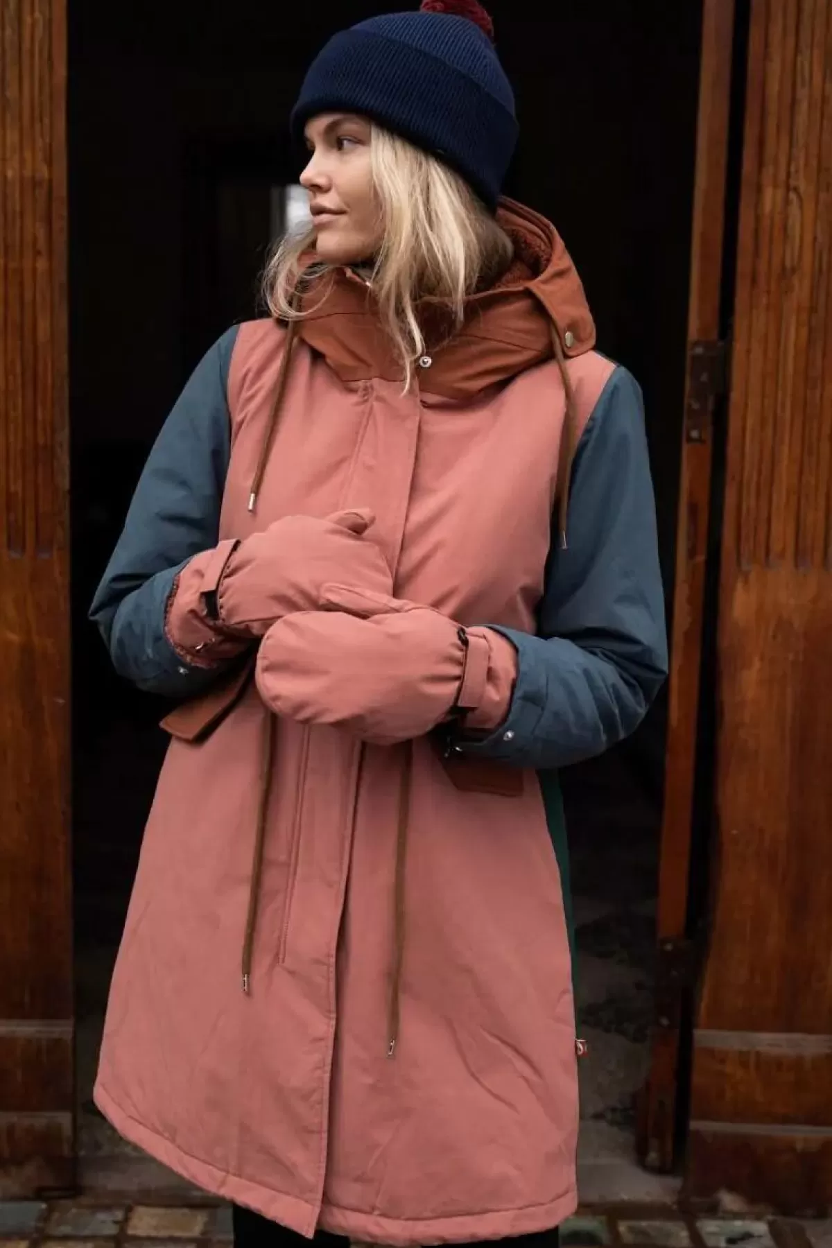 Daneffae Guanti invernali Donna - Morbida Lana Rosa Sabbia con Design Elegante