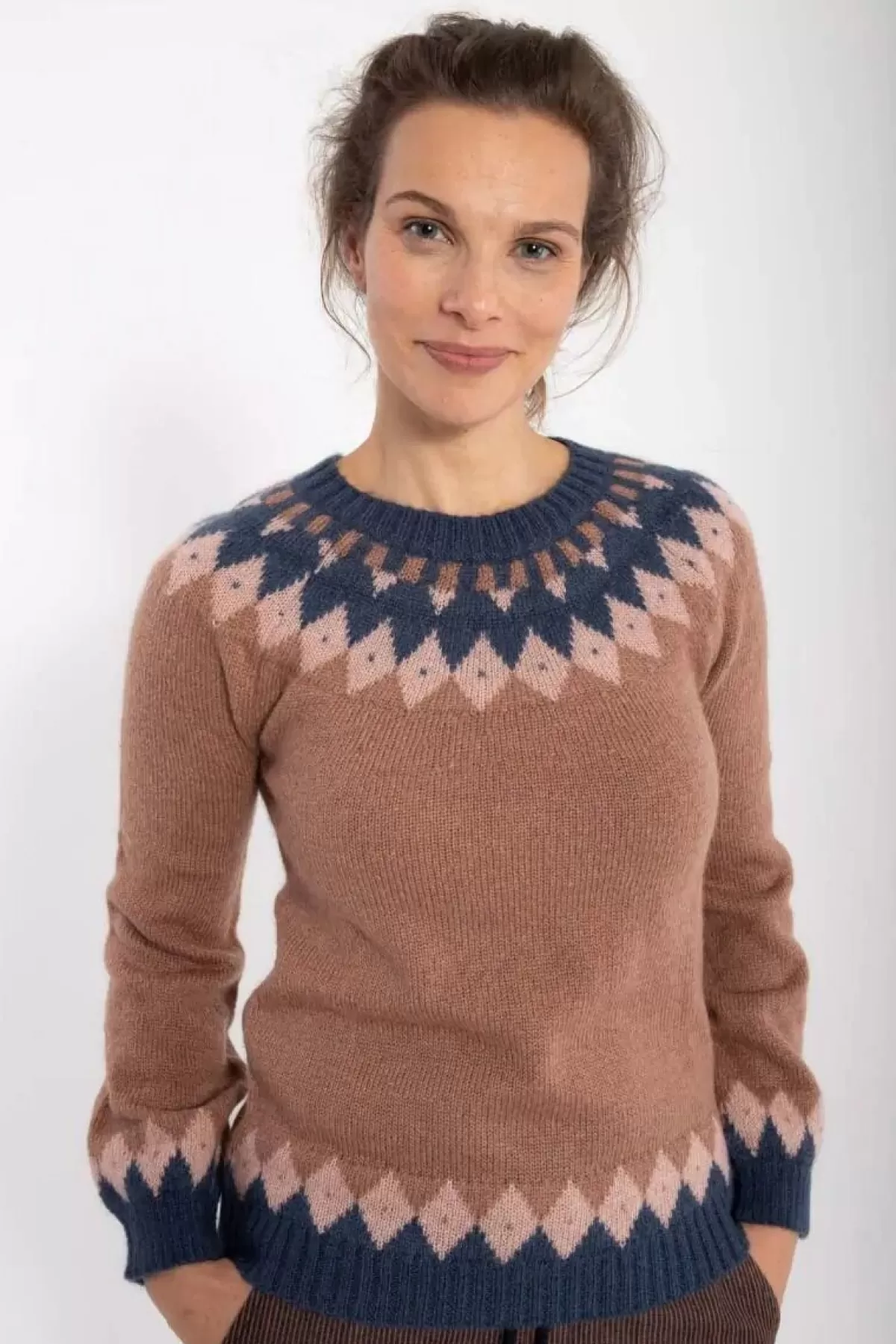 Maglione casual in Mohair Danehot Stove - Rosa Sabbia, Rosa Polvere e Blu Marino - Design confortevole Dame Danefæ