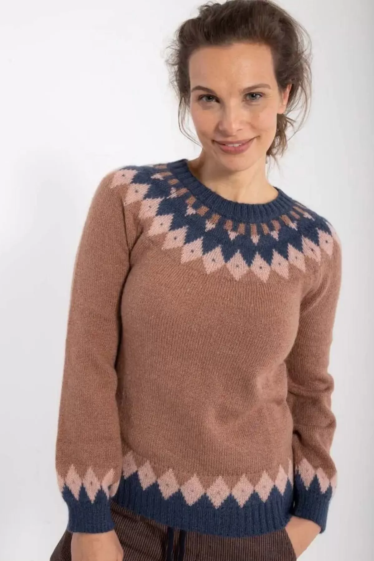 Maglione casual in Mohair Danehot Stove - Rosa Sabbia, Rosa Polvere e Blu Marino - Design confortevole Dame Danefæ