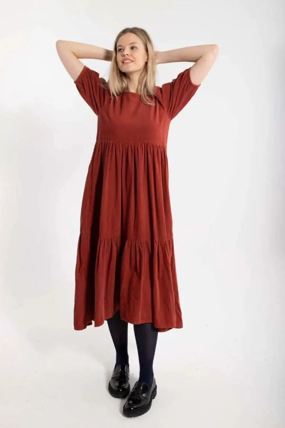 Dame Danefæ Danejuli - Abito in Tweed Elegante Rosa Antico con Scollo a V e Linea Femminile