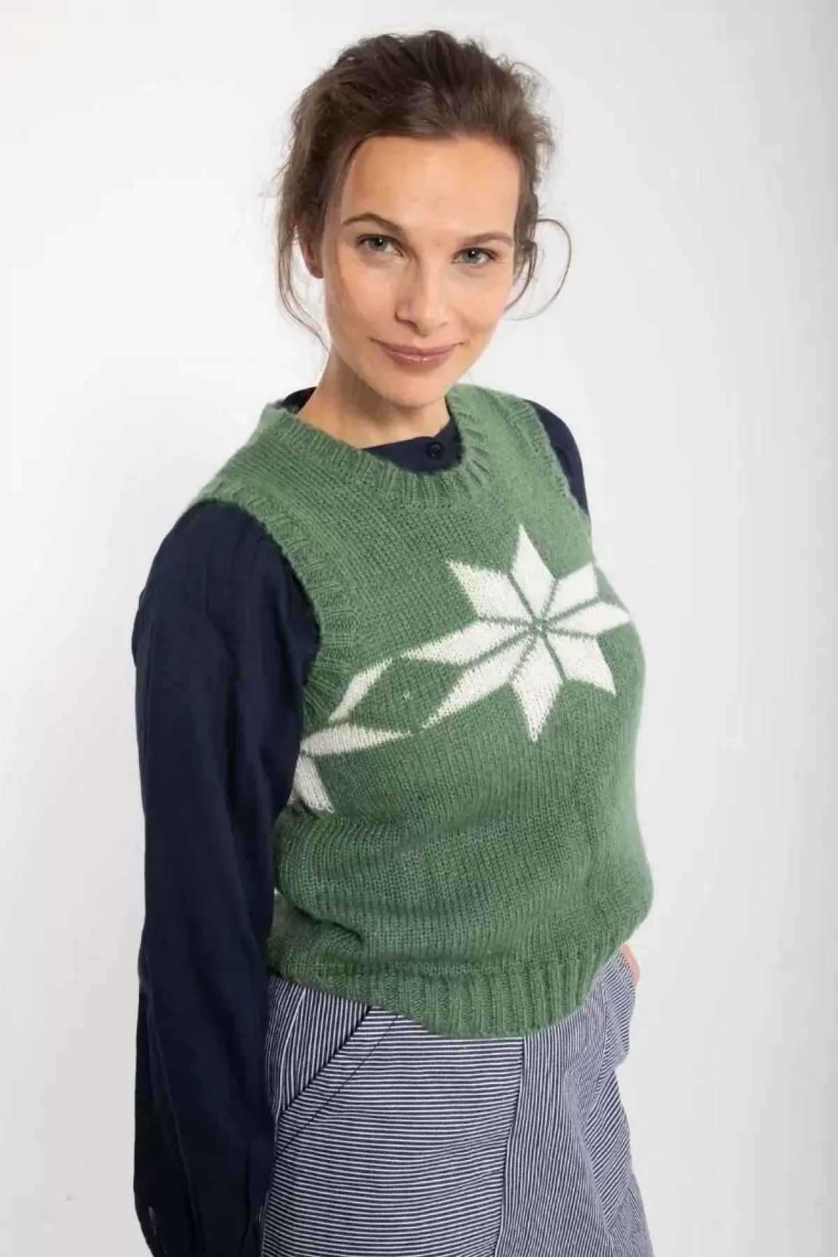 Danefæ Giubbotto Leggero in Tonalità Cachi Chiaro con Rifiniture Cremose - Modello Flakes Vest per Stile Casual e Outdoor