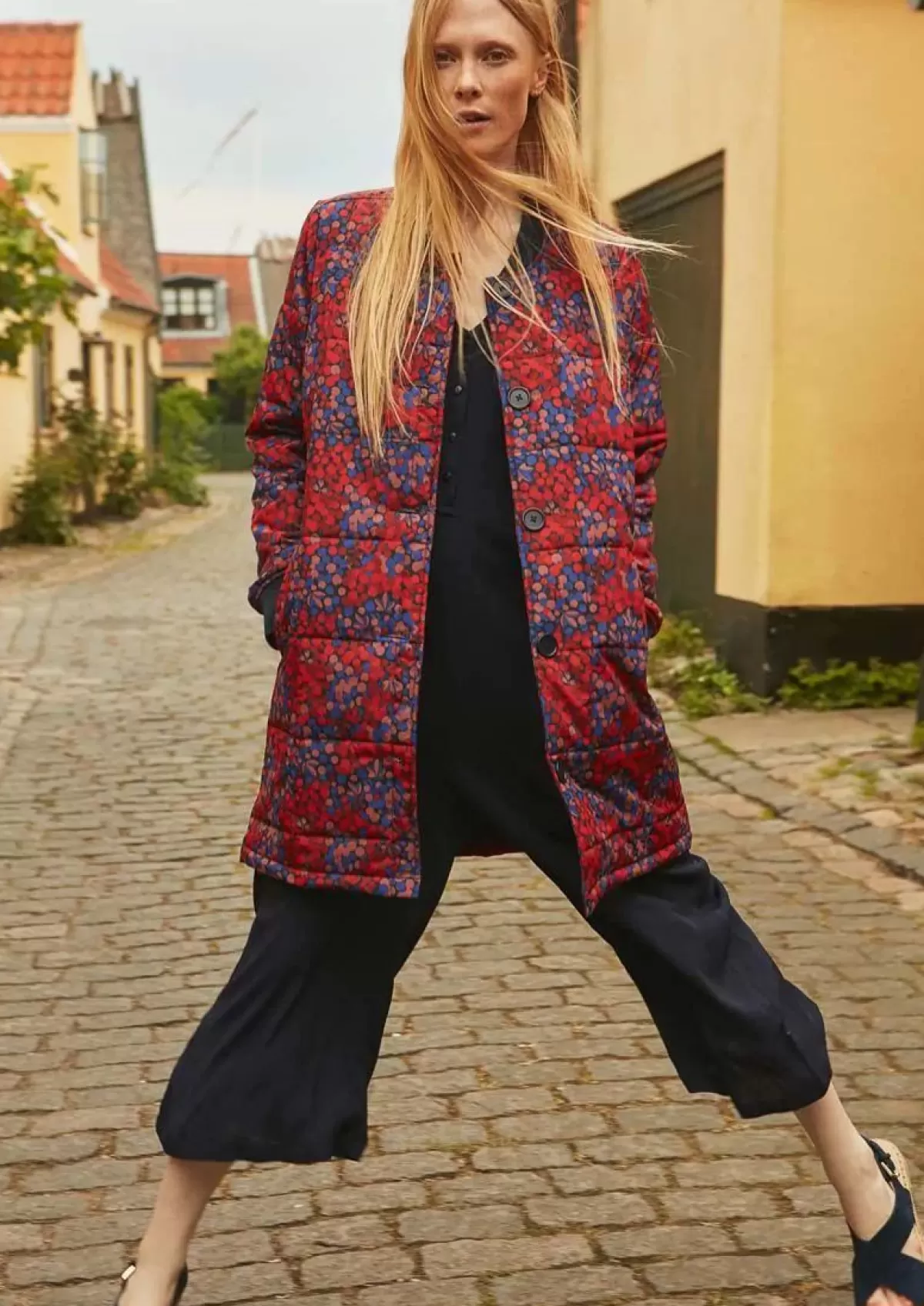 Giacca Termica Danelykke di Dame Danefæ - Blu Berrygood, Confortevole e Stile Moderno per l'Inverno