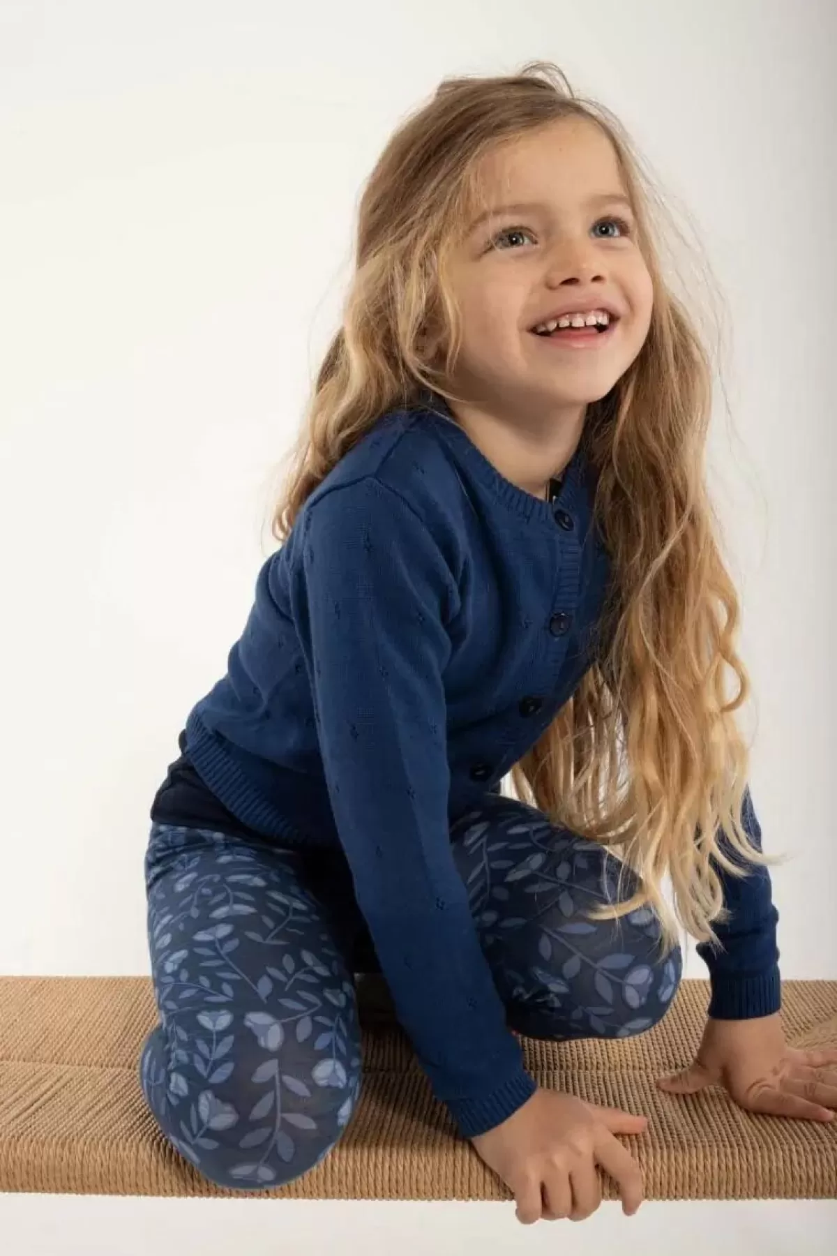 Børn Danefæ Danemerle - Cardigan in Maglia Traforata con Cappuccio, Blu Marino Elegante per Bambini