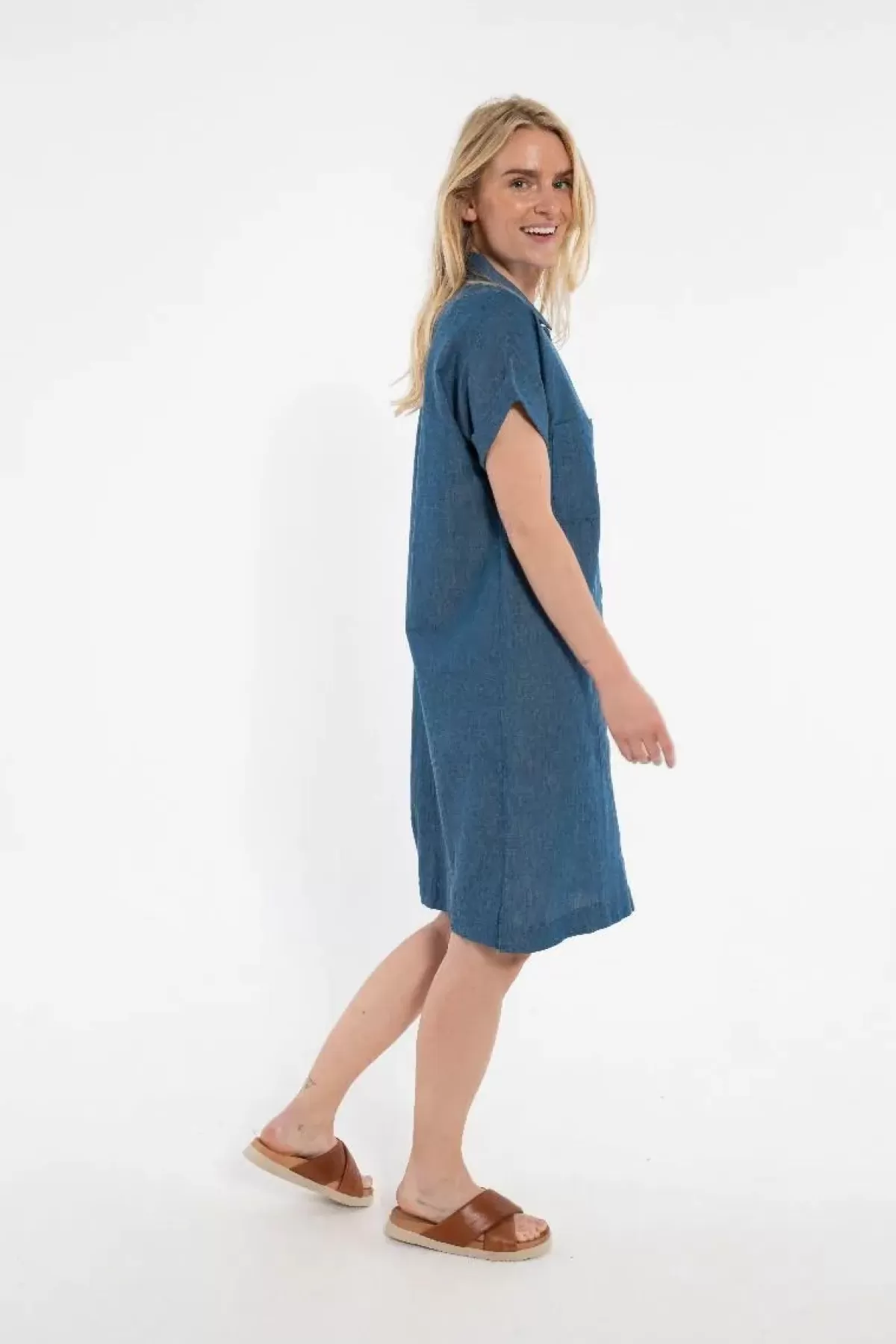 Abito Chambray Donna Blu Indaco Scuro - Danerrand Design Elegante con Tocco Vintage