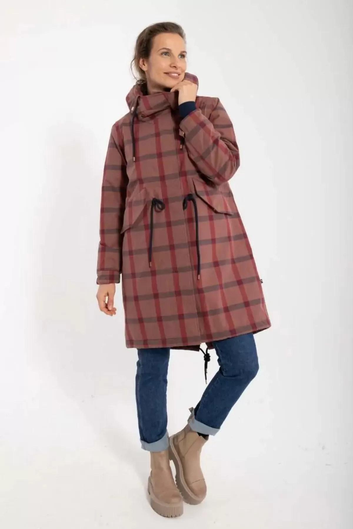 Elegante Parka Invernale Donna Danesvaneke - Fantasia Quadri con Sfumature Rosa Chiaro, Blu Notte e Borgogna
