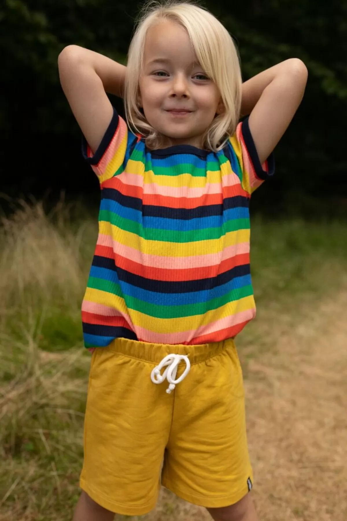 Offerta Lampo Danefæ Ess: Shorts Estivi Giallo Crema - Edizione Festiva Limitata!