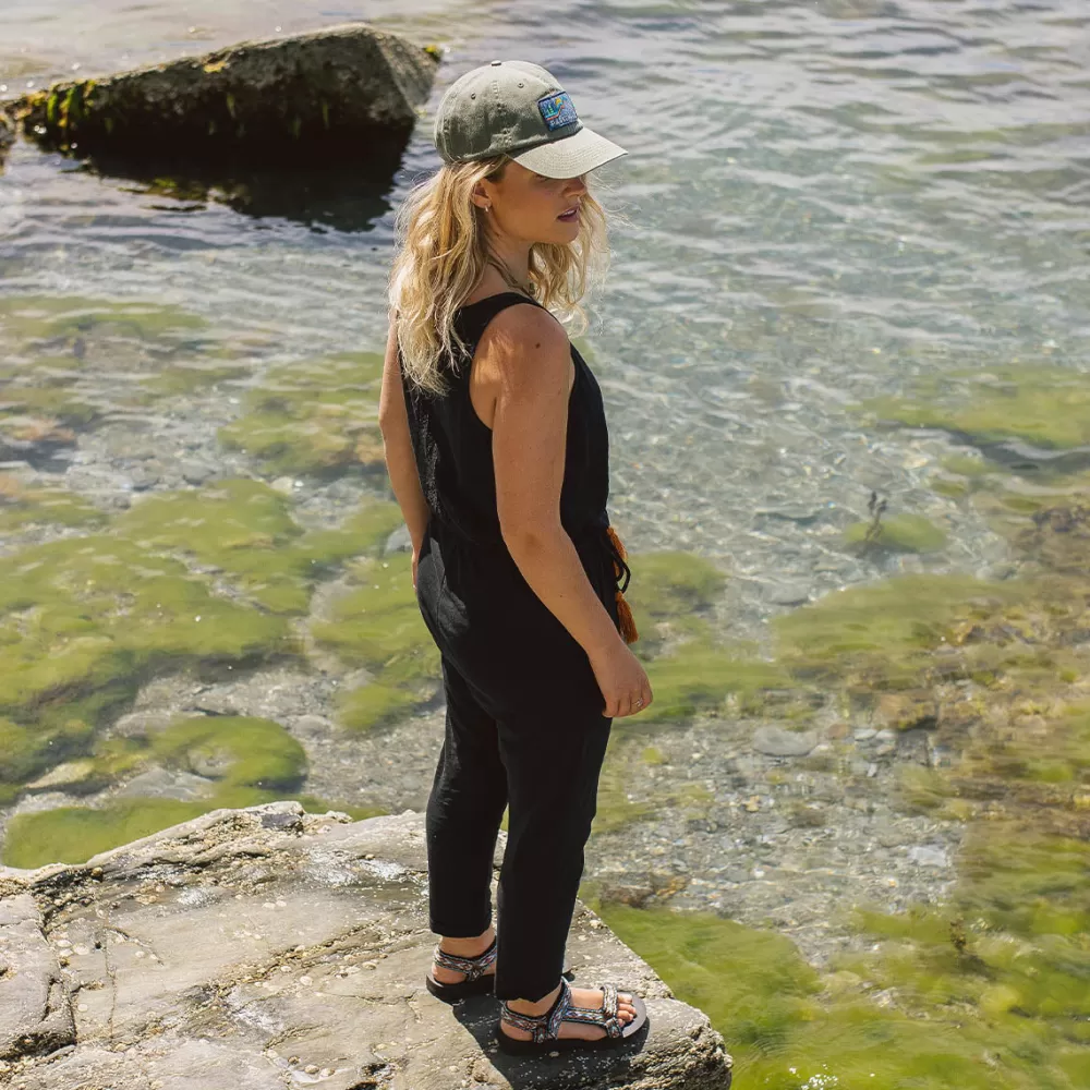 Tuta Comoda Donna in Cotone Rigenerato Eva - Abbigliamento Sostenibile per Viaggi Eco-Consapevoli