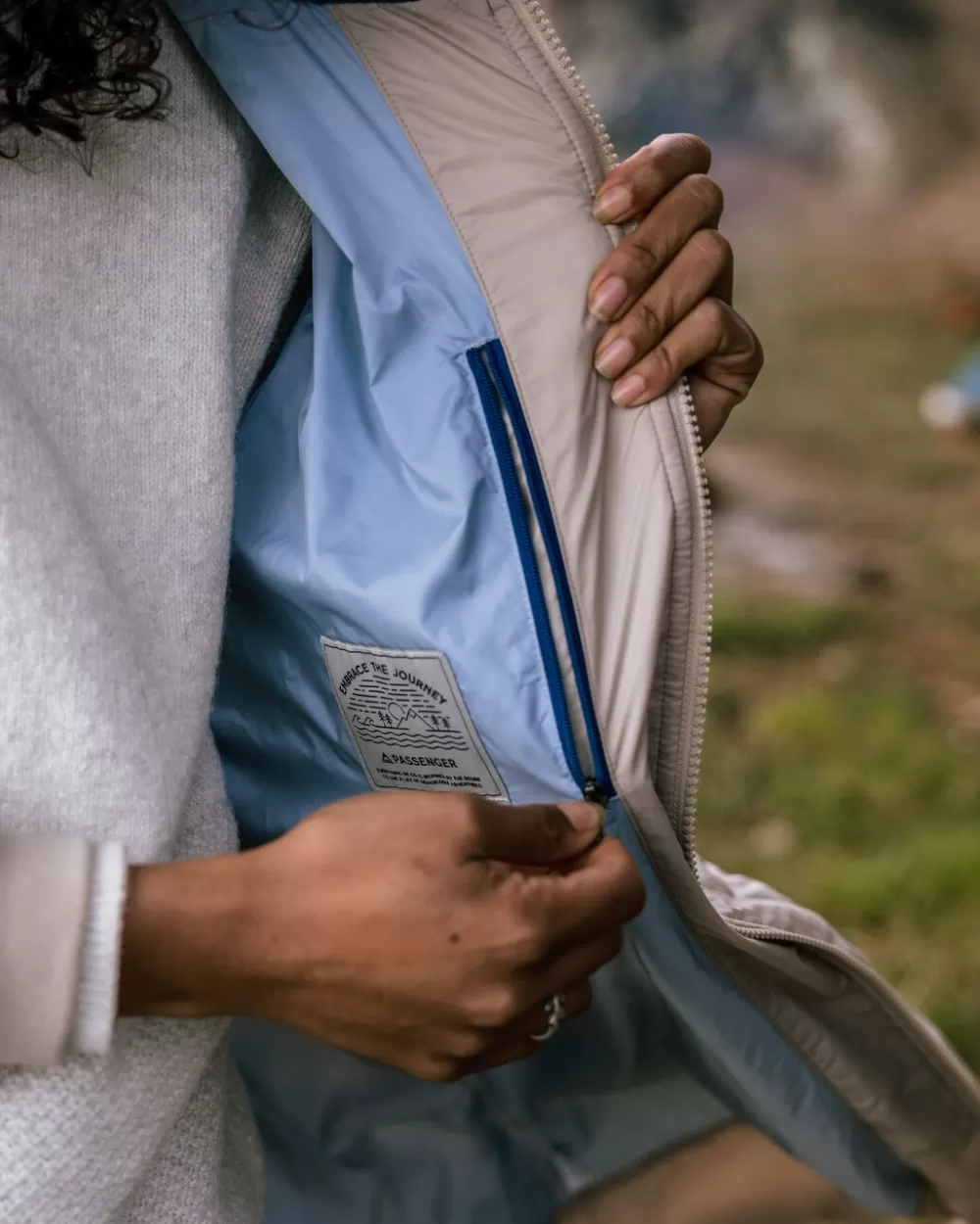 Parka Invernale Donna Flora 2.0 - Giacca Lunga Ecologica con Isolamento Termico e Design Avvolgente