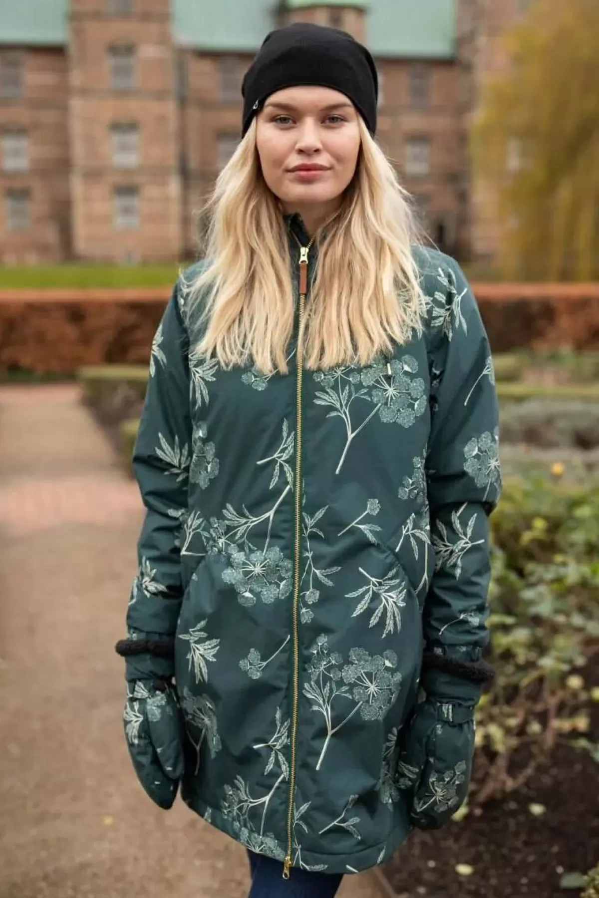 Dame Danefæ Gurli - Giacca Invernale Elegante con Cappuccio, Nero Verde e Beige Chiaro - Design Moderno per Freddo Intenso