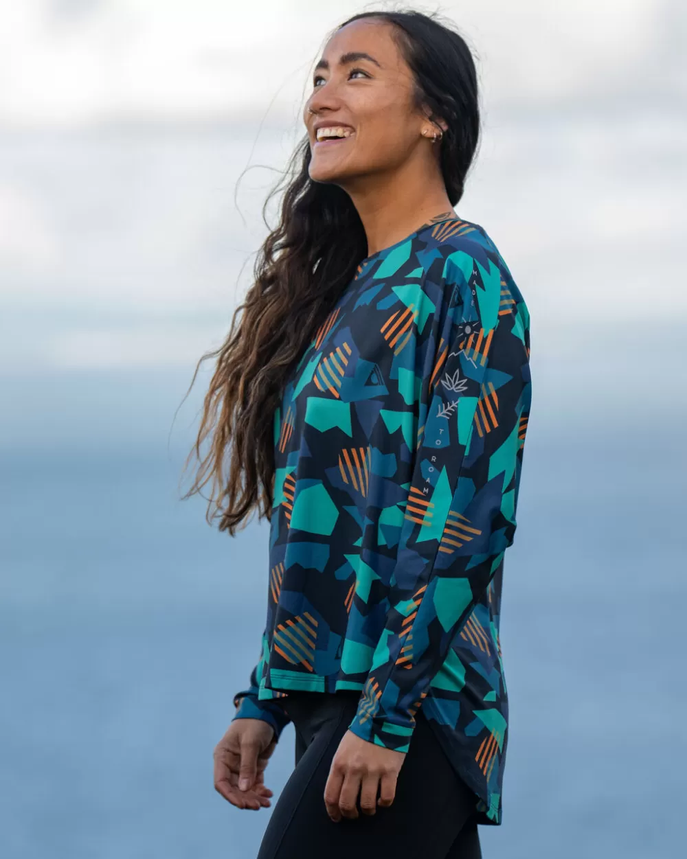 Maglietta Sportiva Hatha Donna in Tessuto Ecosostenibile - Comfort e Stile per il Fitness