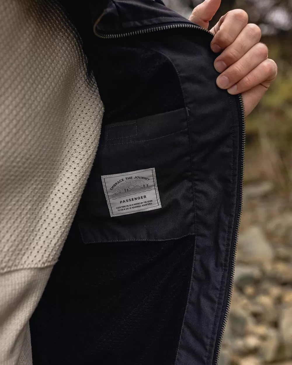 Horizon Parka Impermeabile per Esplorazioni Urbane - Giacca Tecnica Viaggiatore

（：