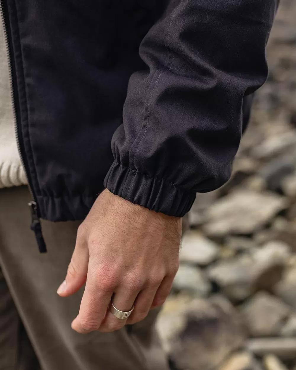 Horizon Parka Impermeabile per Esplorazioni Urbane - Giacca Tecnica Viaggiatore

（：