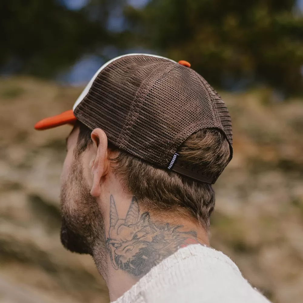 Cappello Trucker Regolabile con Bottone Posteriore - Avventura Terra e Mare per Donna, Stile Urbano Casual