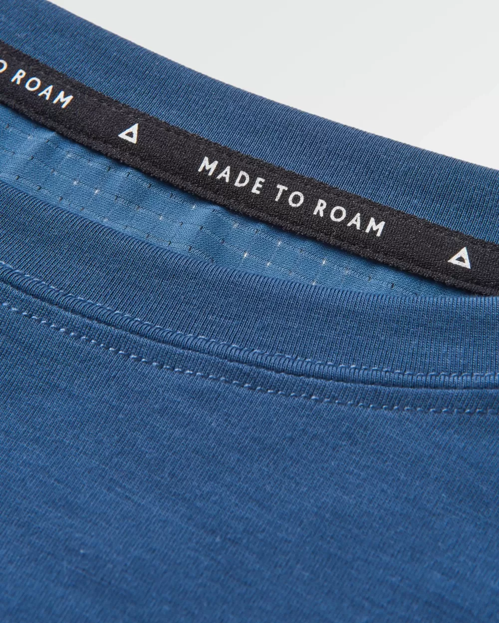 Maglia Sportiva Eco-Friendly con Design Lotus per Donna - Manica Lunga Confortevole