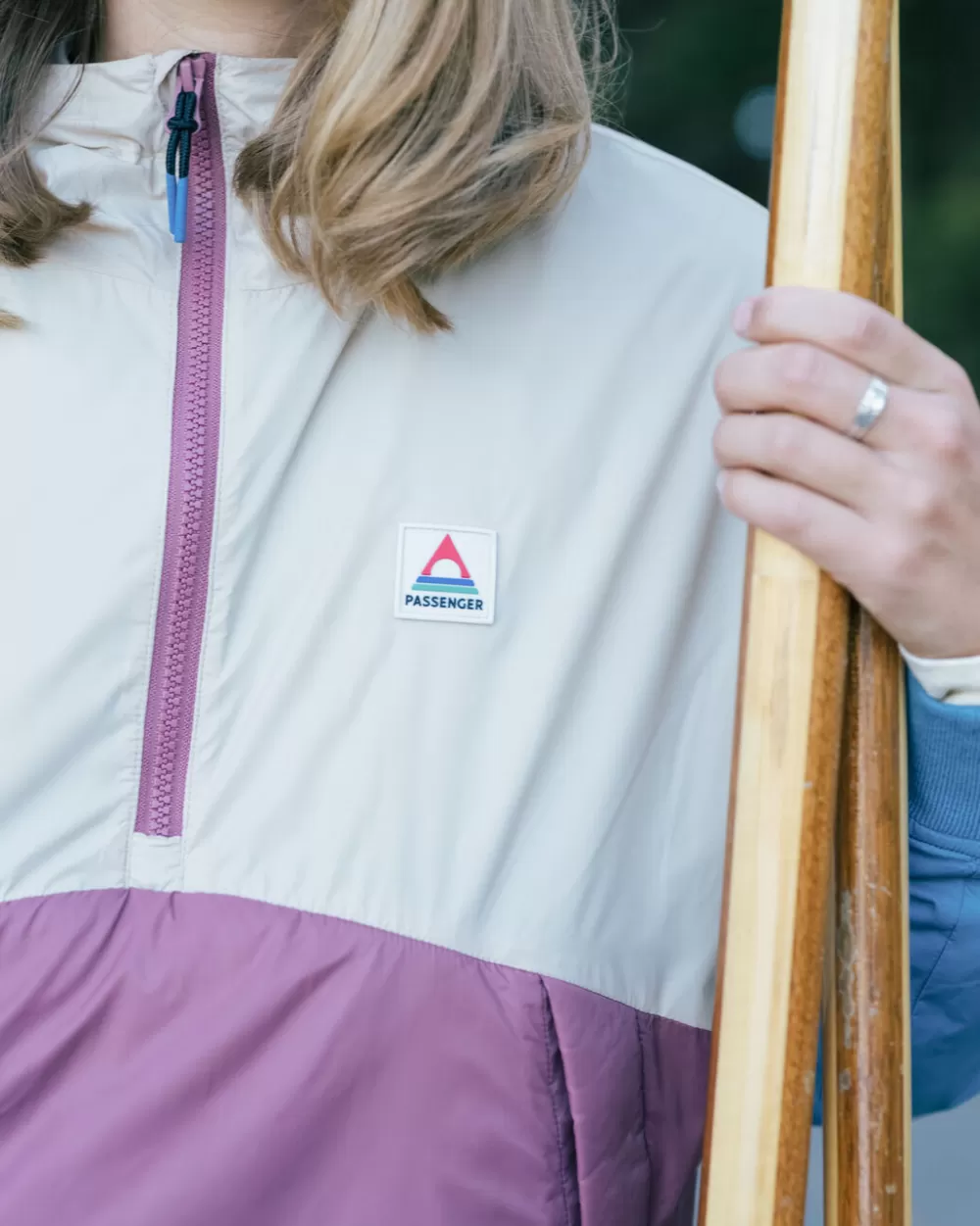 Giaccone Termico Ecologico con Design Lunare - Abbigliamento da Viaggio Femminile Sostenibile