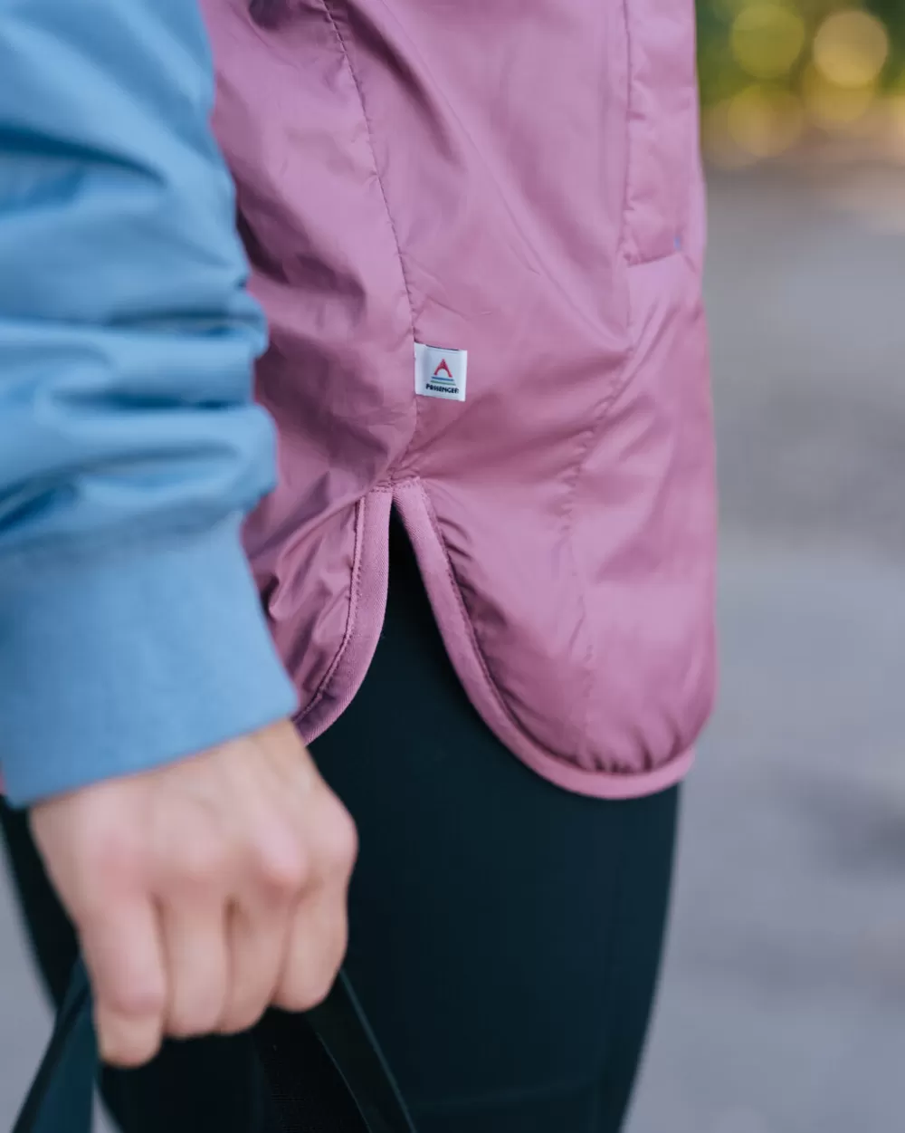 Giaccone Termico Ecologico con Design Lunare - Abbigliamento da Viaggio Femminile Sostenibile