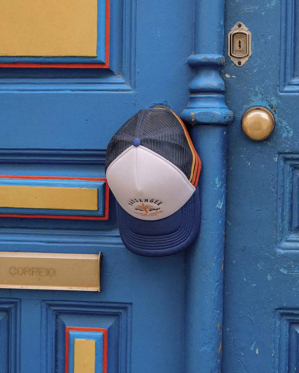 Cappello Trucker Regolabile Passenger Onda per Donna - Stile Urbano e Confortevole con Chiusura a Fibbia