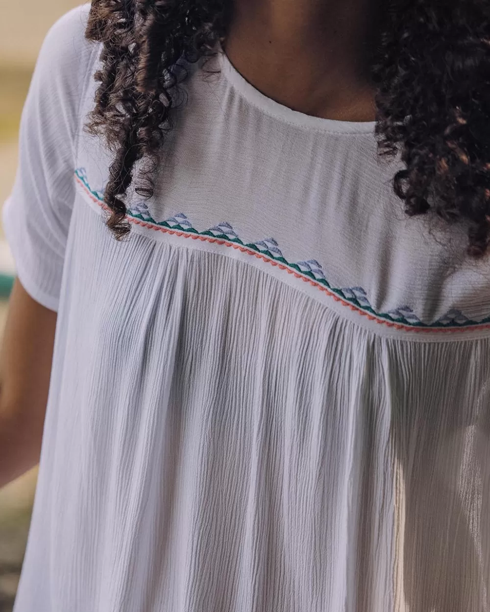 Femminile Tunica Floreale con Scollo a V - Abbigliamento Casual per Viaggi Aderente e Confortevole