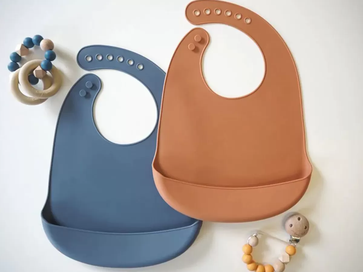 Baby Danefa - Giocattolo Prezioso Celeste per Neonati | Design Morbido e Sicuro per le Prime Scoperte