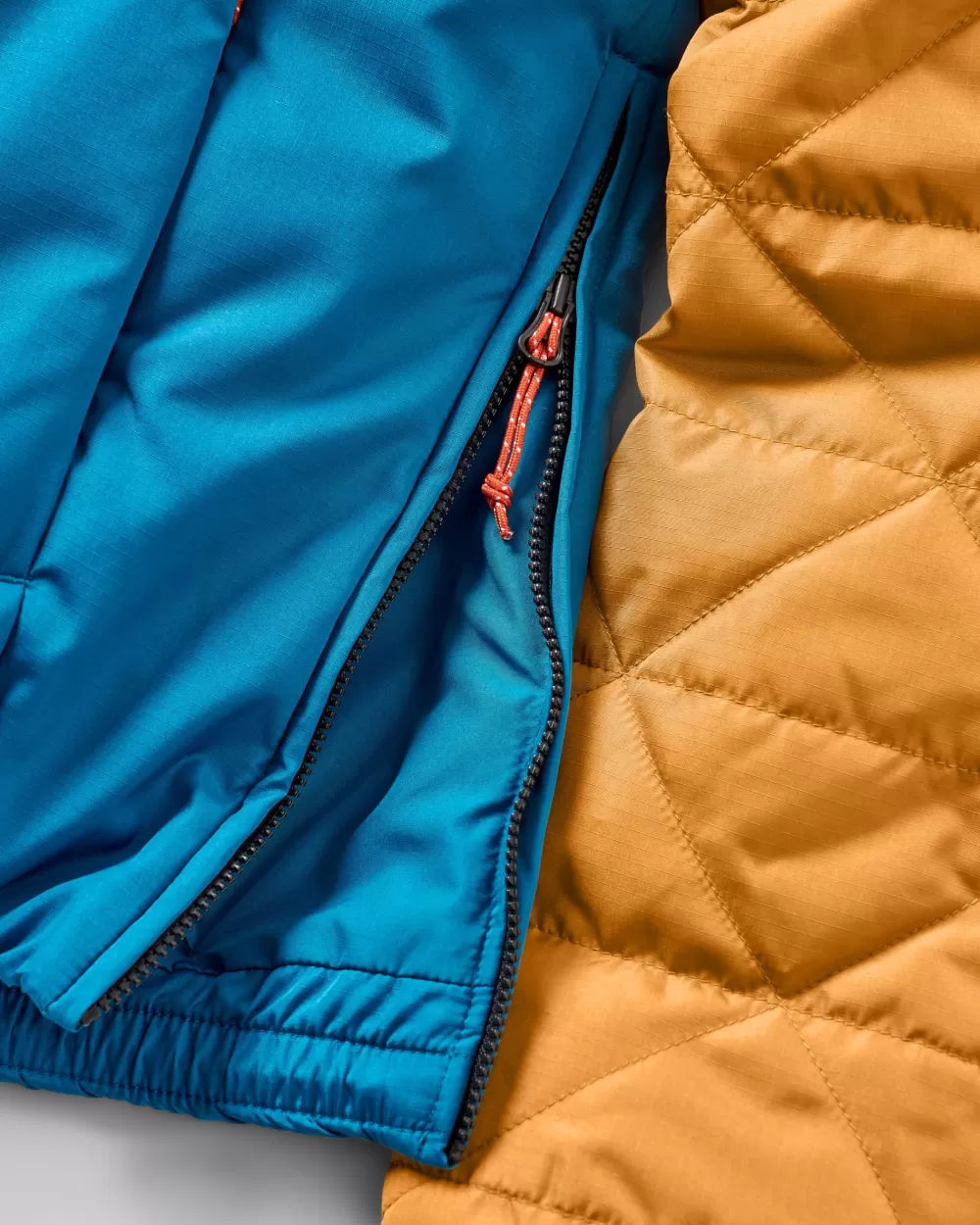 Floris van Bommel Giacca Termica Premium con Tecnologia Thermore® e Materiali Rigenerati - Design Sostenibile ed Elegante per l'Inverno