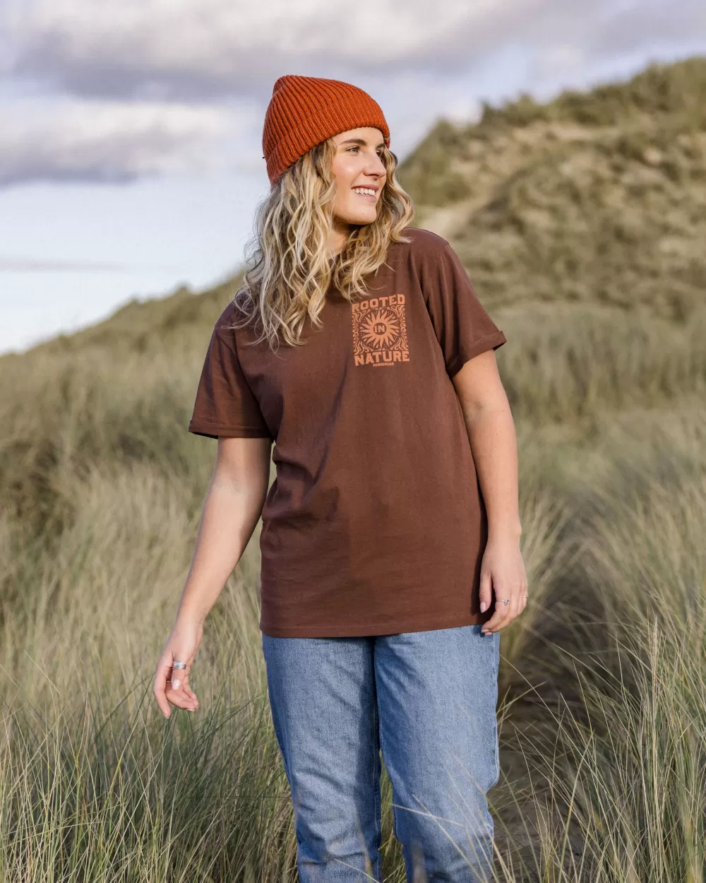 Maglietta Donna Confortevole - Linea Passenger Ispirata alla Natura, Realizzata in Cotone Riciclato Eco-Friendly