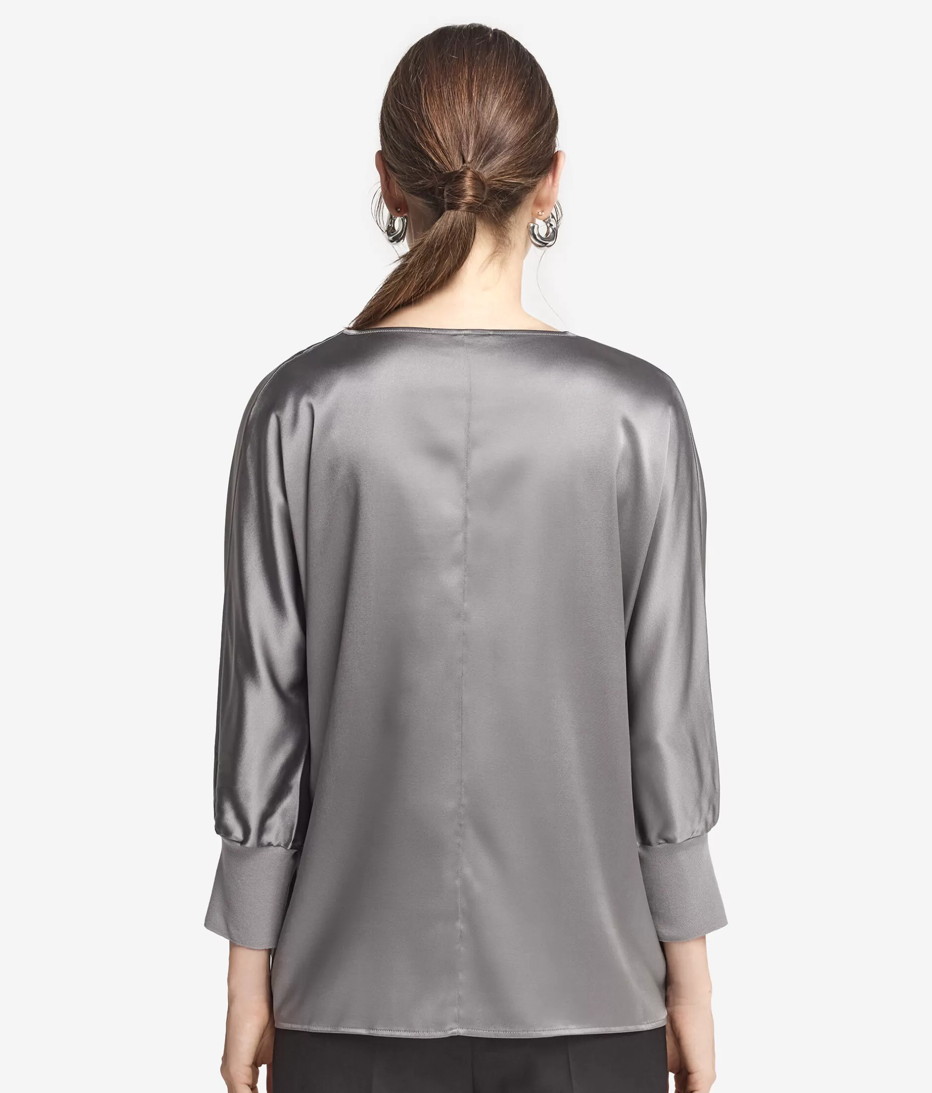 Falconeri Camicetta in Seta con Scollatura a V Elegante - Grigio Perla (Modello 9077)