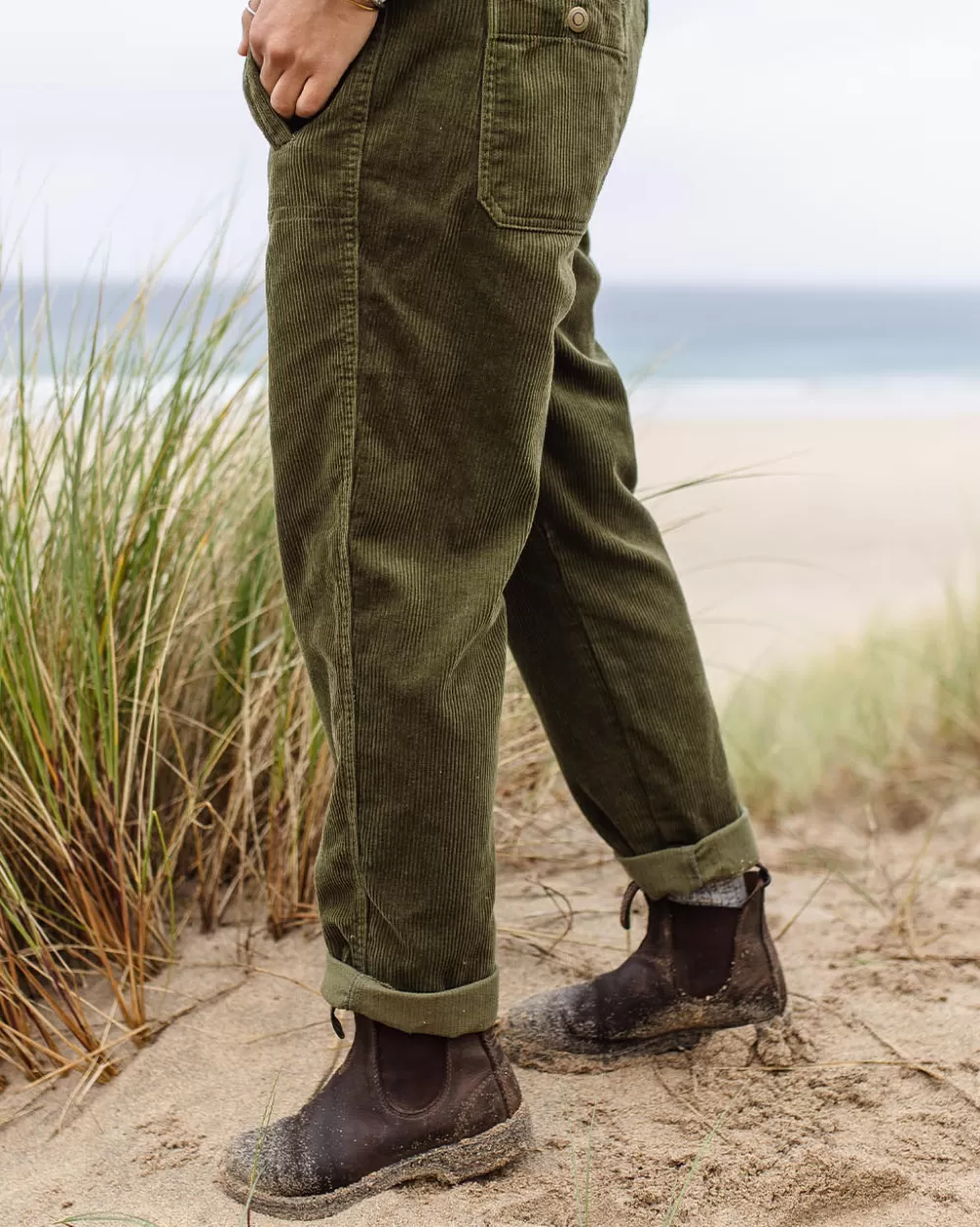 Donne Avventurose Salopette in Tweed con Cordoncino - Tessuto Resistenti e Comodi per Viaggiatrici, Taglio Moderno con Taschi Funzionali, Ideali per Escursioni ed Escapodi Eleganti.