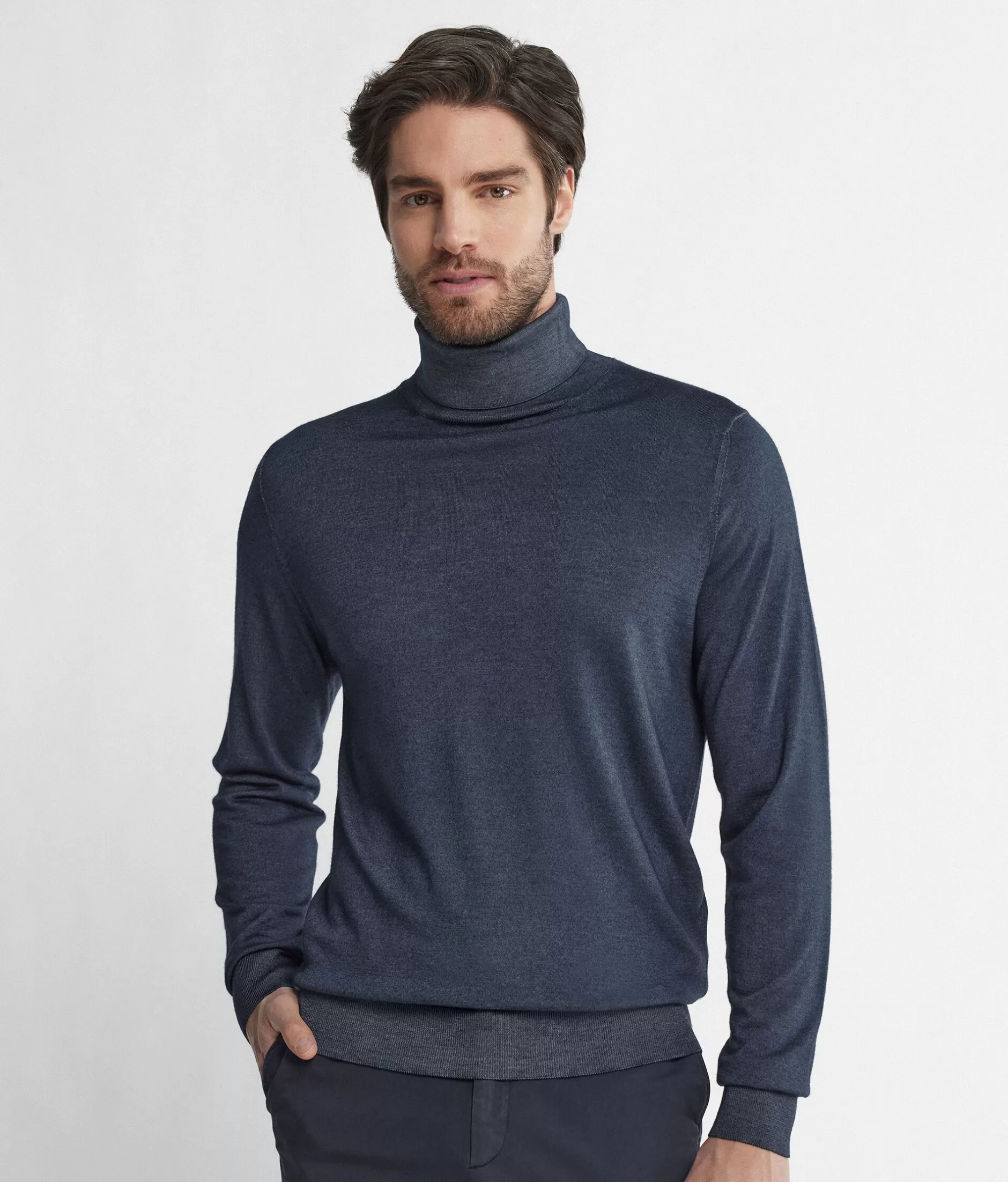 Falconeri Maglia a Dolcevita in Cashmere Ultraleggero - Blu Oceano per Stagioni Fredde