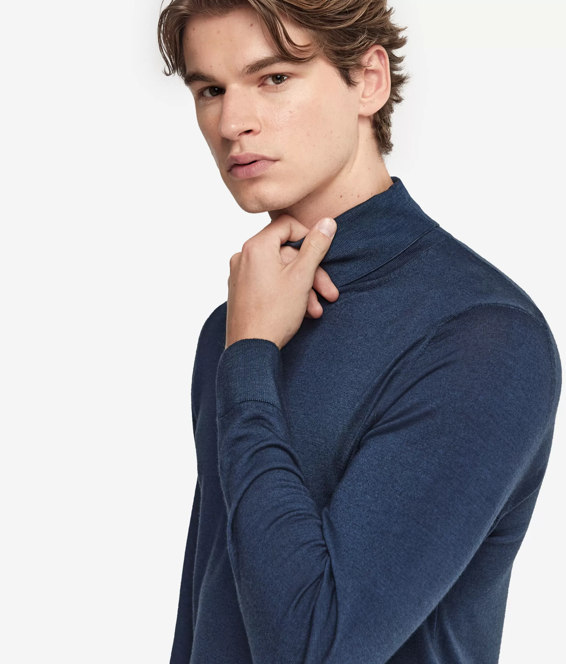 Falconeri Maglione Dolcevita Cashmere Ultrafine - Blu Crepuscolo Tinto a Mano, Morbido ed Elegante