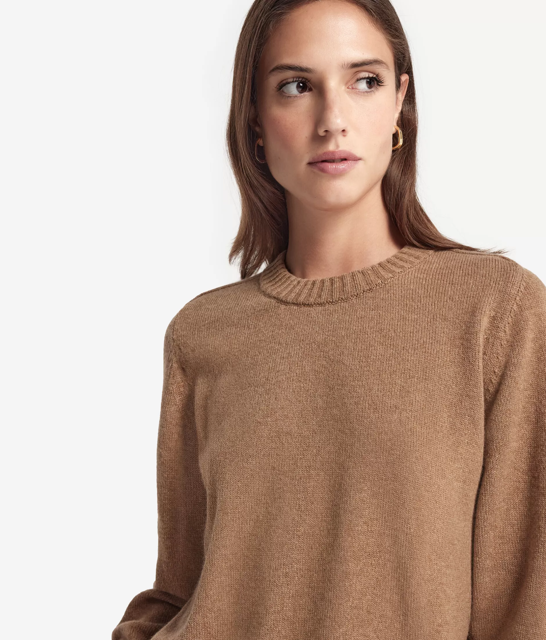 Falconeri Maglione Collo Tondo in Puro Cashmere Ultra Morbido - Maniche Raglan e Taglio Classico, Colore Naturale Beige 

（：，，