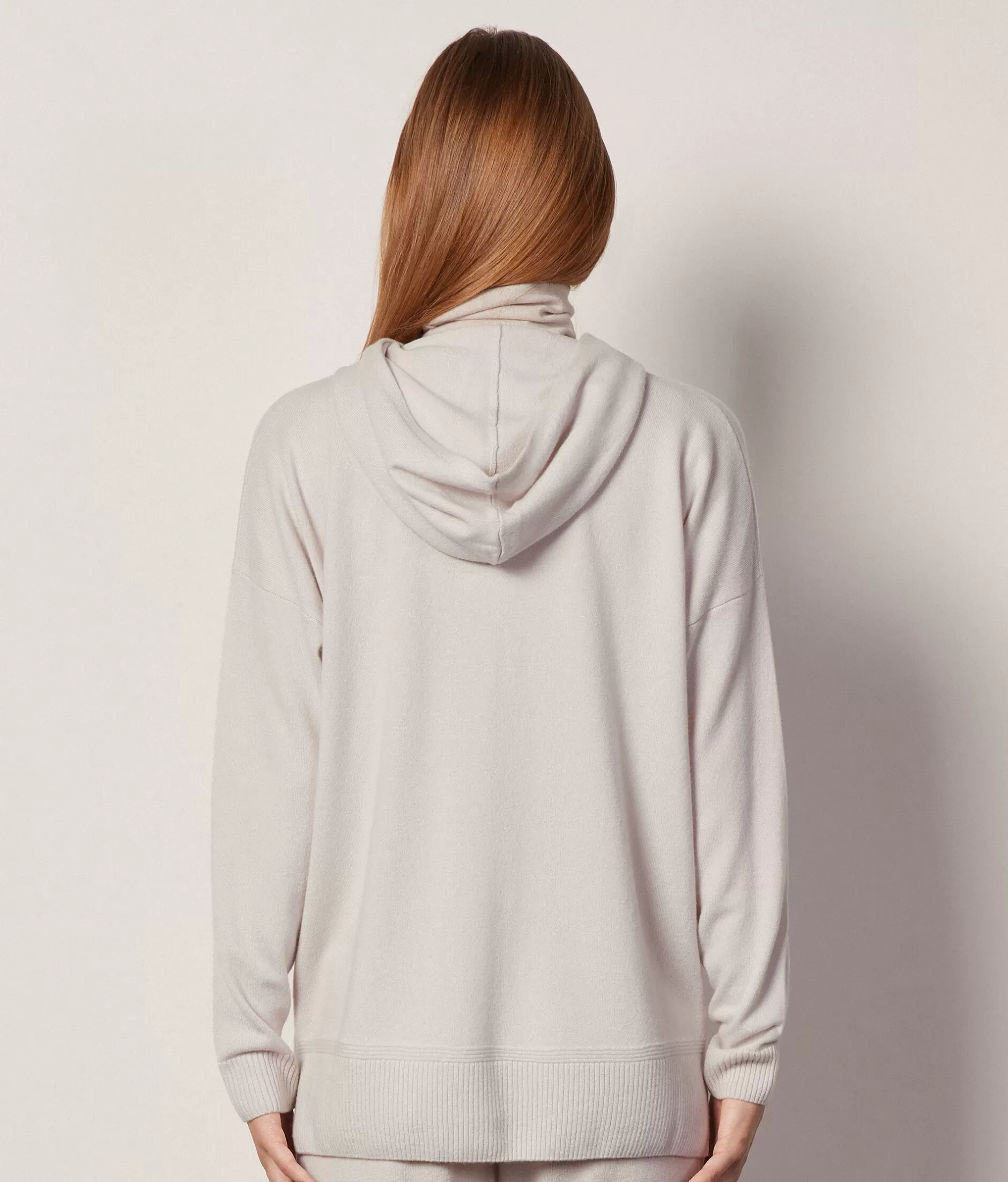 Falconeri Cappuccio in Cashmere Supersoft - Felpa con Zip Avorio Chiaro, Modello 8644 