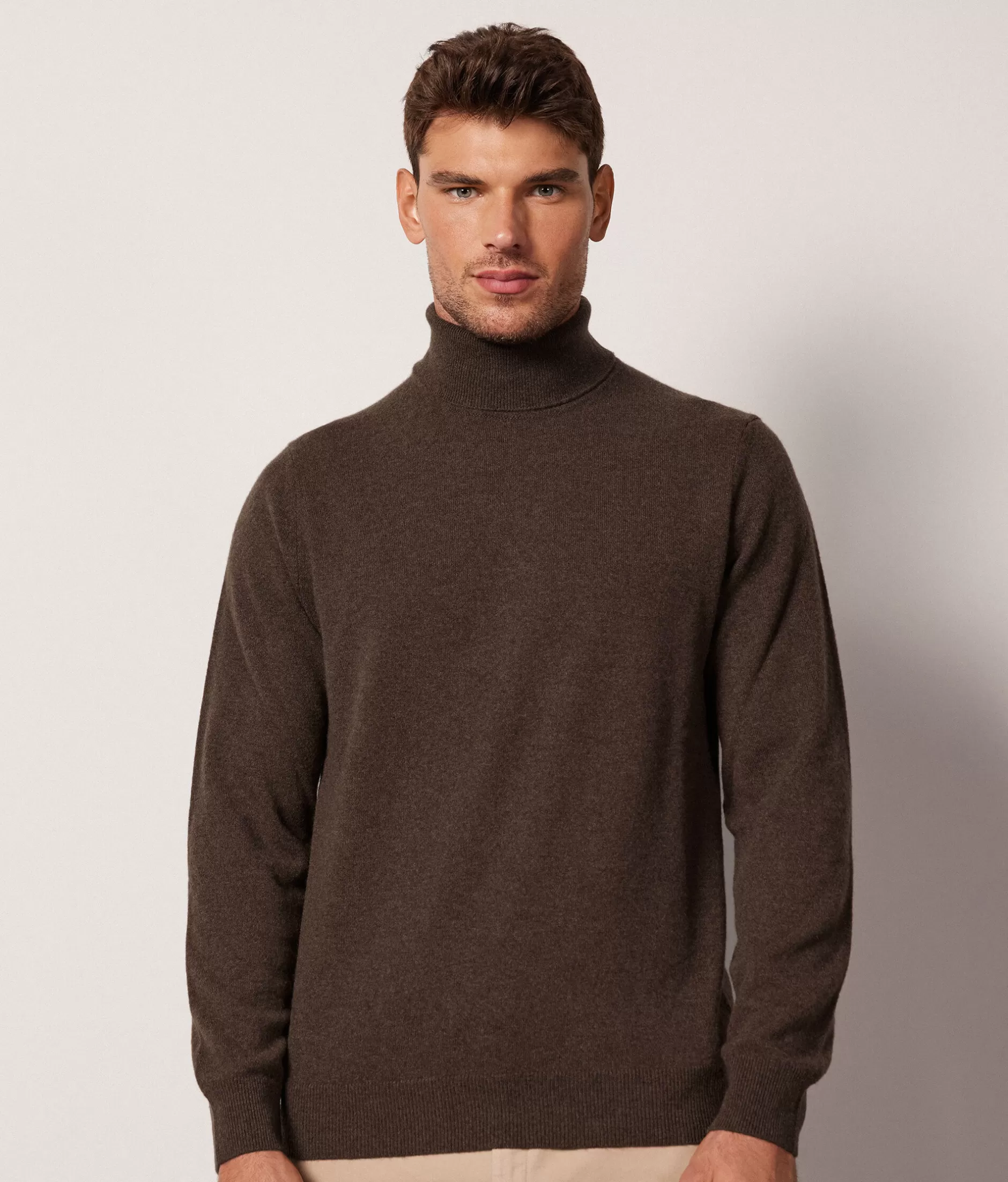 Maglione Dolcevita in Morbido Cashmere Falconeri - Tonalità Marrone Cacao, Modello Esclusivo 8956 (Fine Serie)