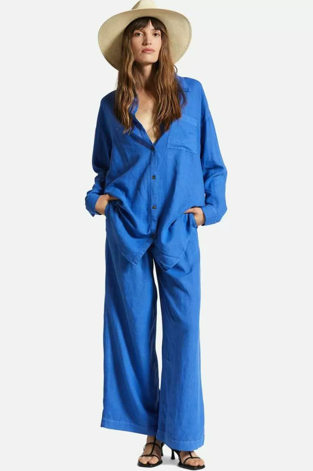 Pantaloni Retrò in Fibre Naturali con Gamba Oversize - Lino Mistato per Look Effortless by Brixton

(：，。，，