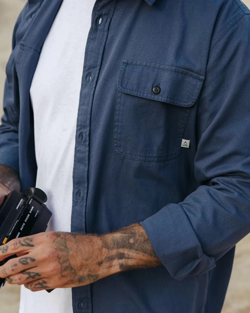 Vision Passenger Camicia Uomo in Cotone Biologico Sostenibile – Confortevole e Eco-Friendly